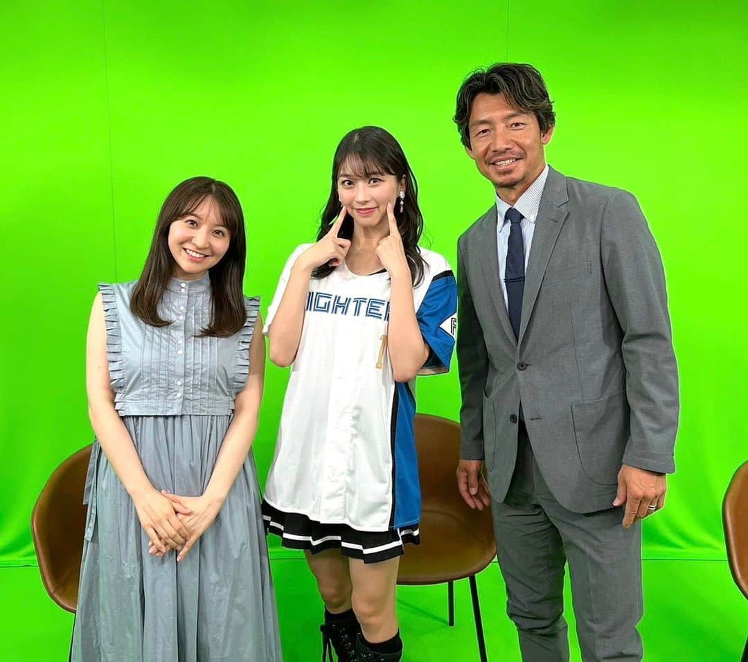 牧野真莉愛さんのインスタグラム写真 - (牧野真莉愛Instagram)「♡ ♡ RakutenTV 《 パ・リーグSpecial 》 ✨『クイズでポイントGET！プロ野球AI×プロの目　予想対決！ 』✨ 配信中❣️❣️❣️ 🎀 ぜったいみてね💖💖💖 ♡ ♡  #RakutenTV #鳥谷敬 さん #袴田彩会 さん #モーニング娘23 #牧野真莉愛」5月1日 23時14分 - maria_makino.official