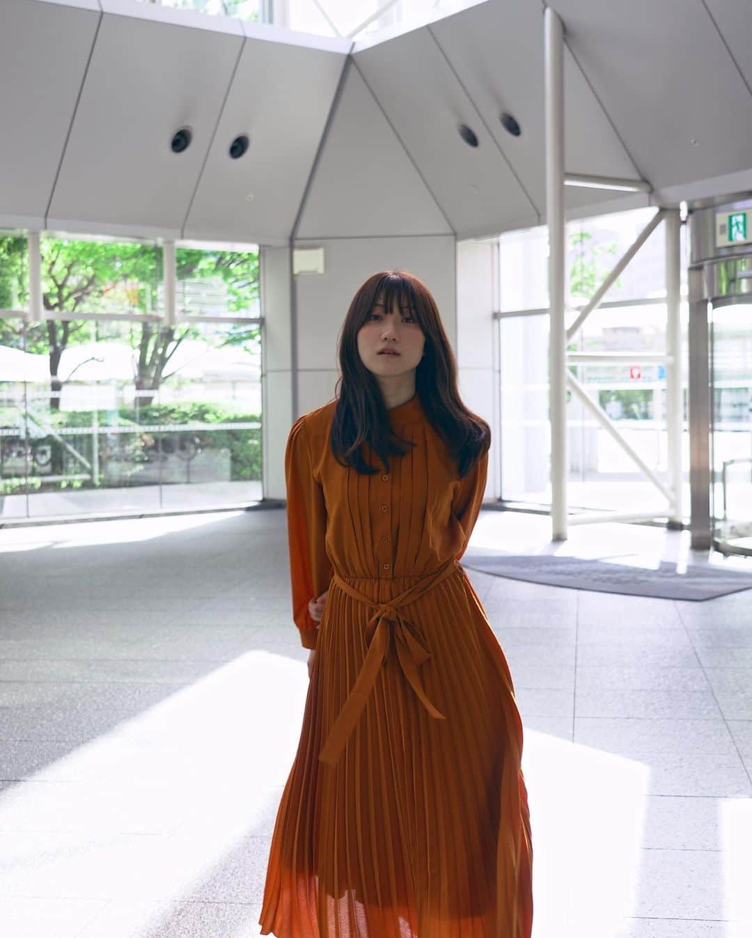 土山茜さんのインスタグラム写真 - (土山茜Instagram)「揺れる髪と、差し込む光  model: @tsutchama」5月1日 23時35分 - tsutchama