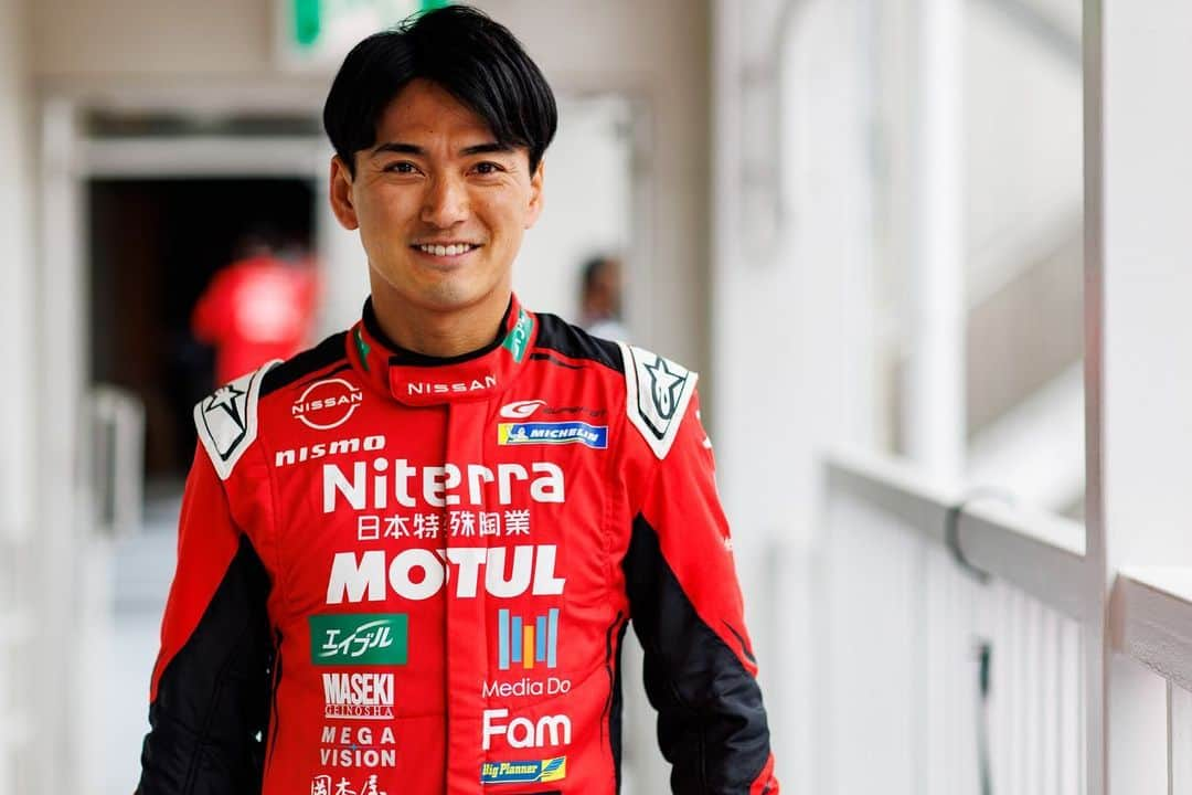 千代勝正さんのインスタグラム写真 - (千代勝正Instagram)「ゴールデンウィーク5月3-4日は、『SUPER GT Rd.2 FUJI GT450km RACE』🎏  今回は自分達の番にできるように、チームと共に頑張ります💪 応援よろしくお願い致します❗️  It will be SUPER GT Rd.2 Fuji on 3rd-4th/May. We try the best to be on top!  #Niterra #MOTUL #Z #NDDPRacing #MICHELIN #NISSAN #nismo #ニテラ #モチュール #日産 #ニスモ #千代勝正  #高星明誠 #SUPERGT #スーパーGT ©︎nismo」5月1日 23時34分 - chiyokatsumasa