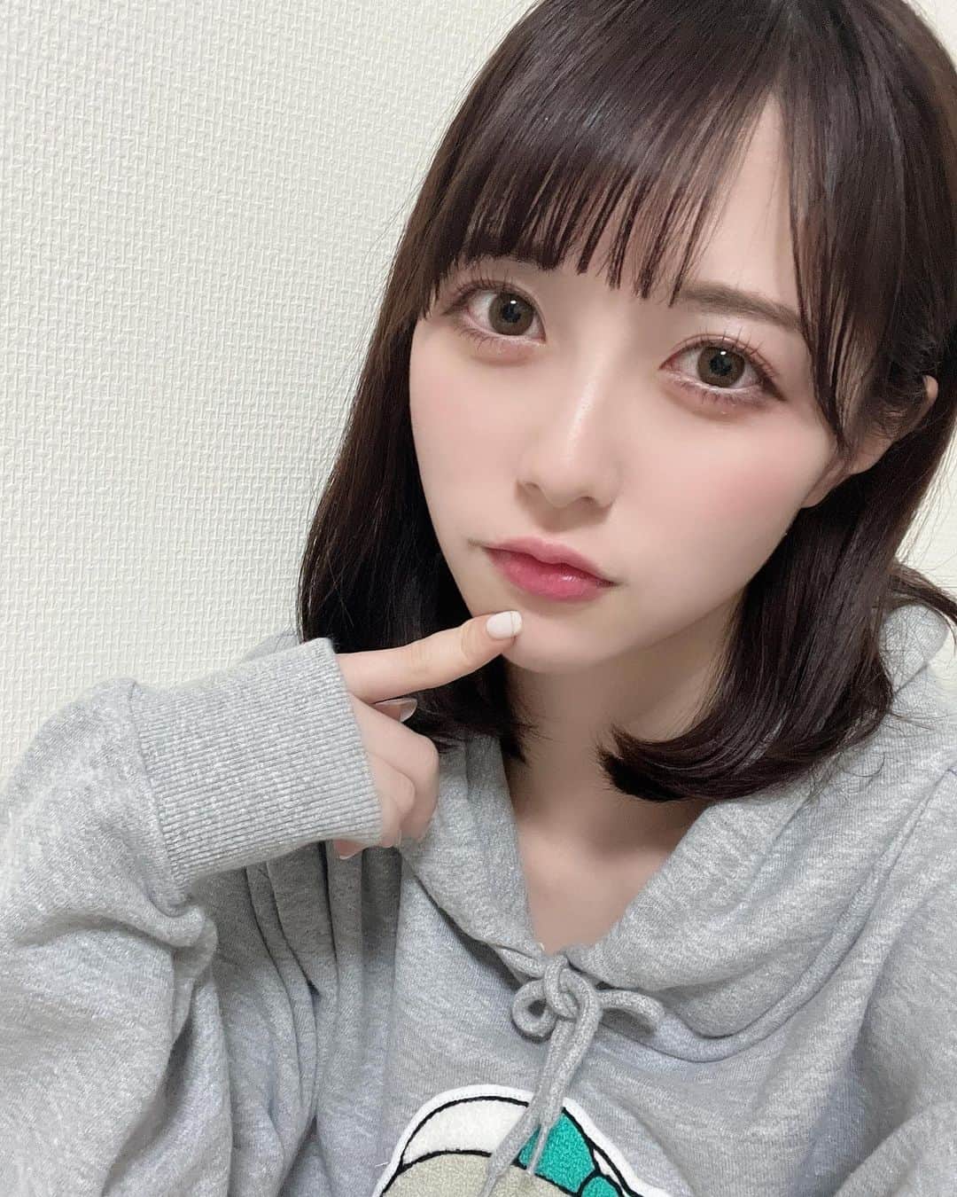 のインスタグラム：「最近暑かったり寒かったりよく分かんないわね、  ・ ・   #idol  #japaneseidol  #jamscollection  #selfie  #like  #followme #instagram  #parker  #bobhaircut   #アイドル #ジャムズ #保科凜 #ボブ #内巻きボブ」