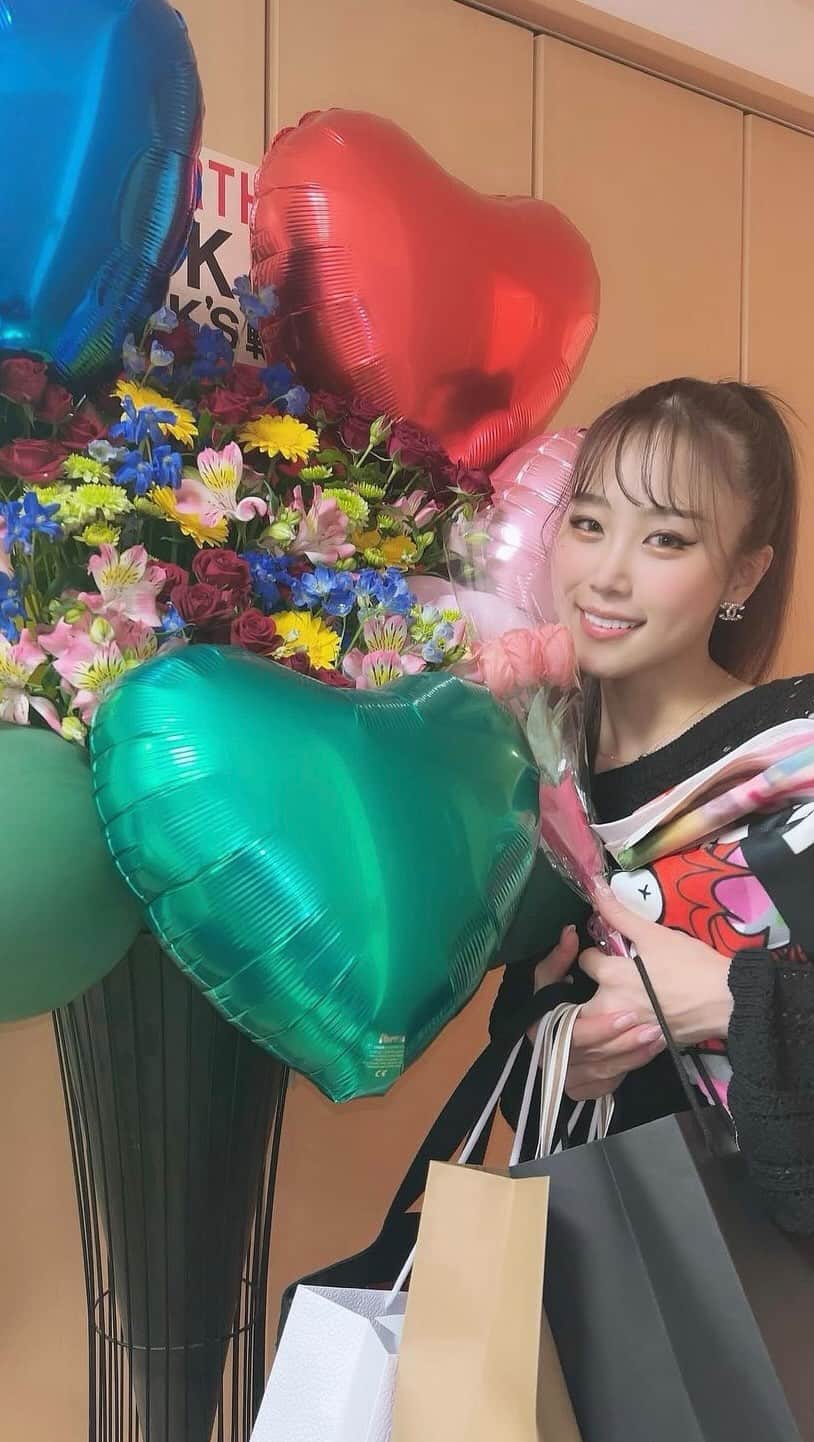 HARUKA IS BAZOOKAのインスタグラム：「23.05.02 HARUKA HAPPY BIRTHDAY . おめでとう . 些細なpresent movie 愛を込めて . @cjd_haruka  #HAPPYBIRTHDAY#お誕生日#おめでとう #bazooka#cjd_harka#dance #dj#edm#music#club #HZKS戦隊 #バズ #ちーむばずーか#teambazooka #bomb#ボム」