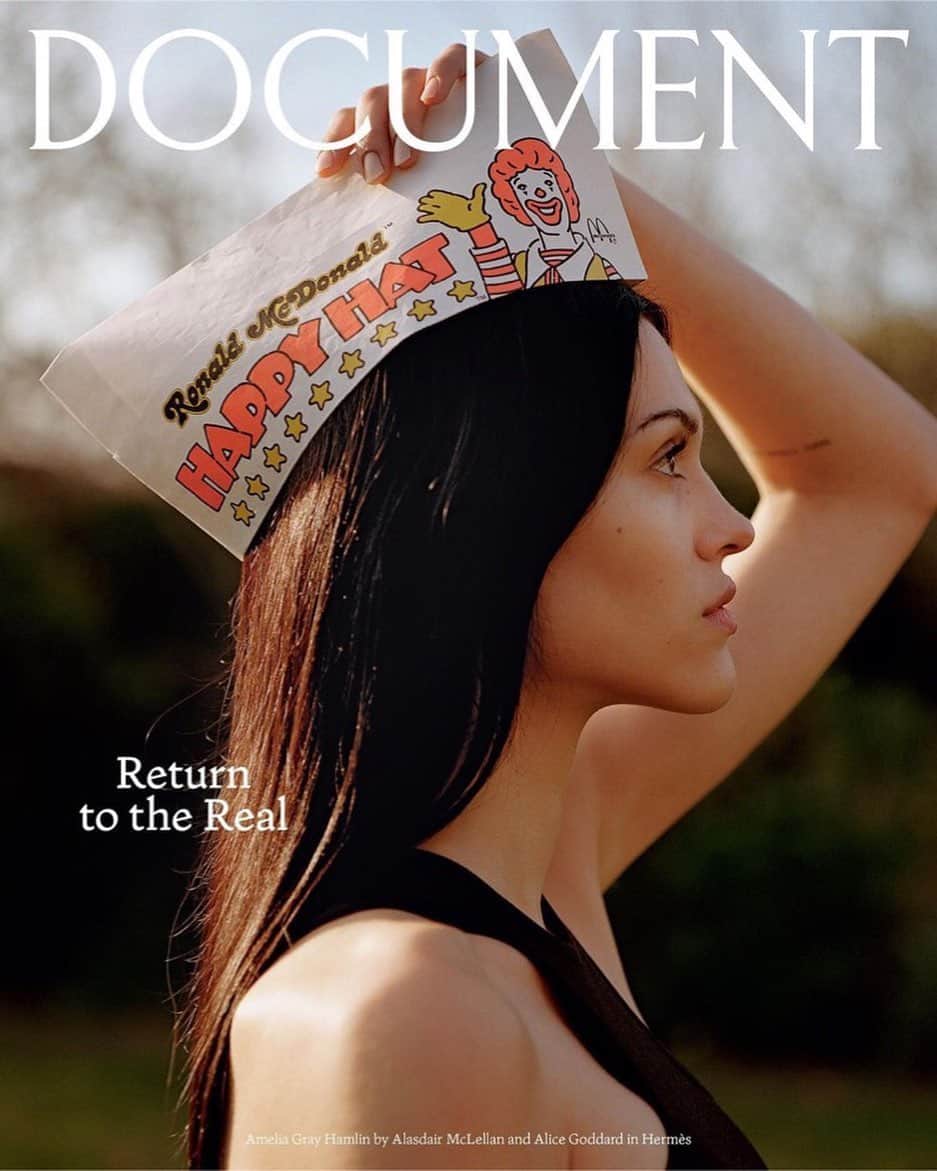 リサ・リナのインスタグラム：「RETURN TO THE REAL  Go @ameliagray 🍟❤️‍🔥 @ameliagray photographed by @alasdairmclellan with fashion editor @_alicegoddard and wearing @hermes for Document Spring/Summer 2023  Photography by @alasdairmclellan Fashion Editor @_alicegoddard. Hair @kim_rance at @lgamanagement Make-up @lynseyalexander at @streetersagency. Manicure Yuki Murakami at @saintlukeartists Production @partner.films Production Director Madeleine Kiersztan. Casting Director @angusctmunro at @a.m.c.casting. Post Production OUTPUT.」