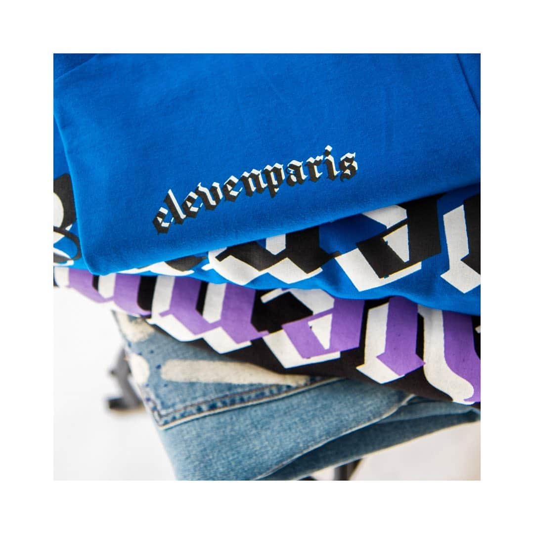 イレブンパリさんのインスタグラム写真 - (イレブンパリInstagram)「Et toi c’est quoi ta pièce préférée de la capsule LOGO ? 🖤💙  #elevenparis #newone #newcollection #logo #streetwear #fashion #new #eleven #paris #brand」5月2日 0時00分 - elevenparisofficial