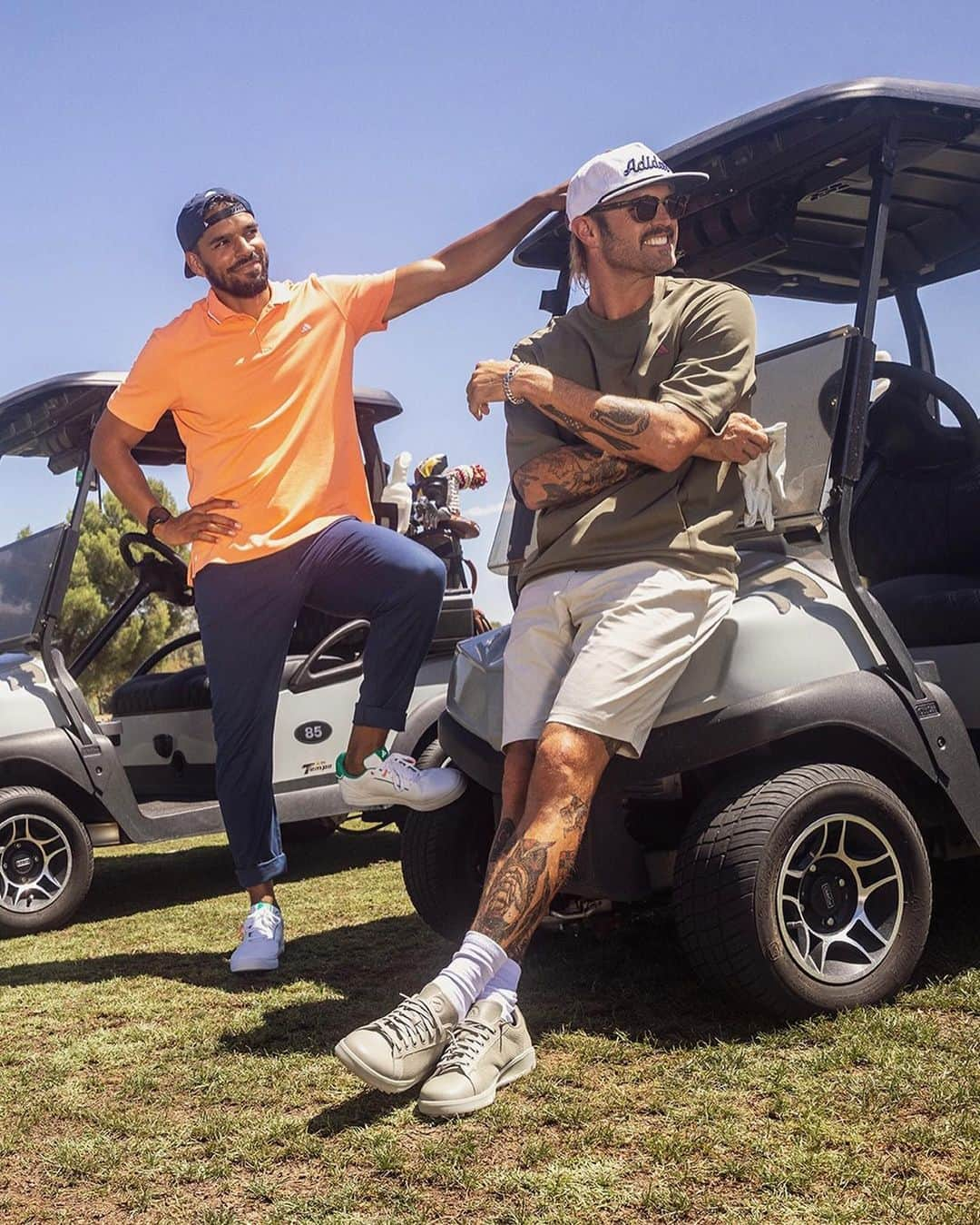 adidas Golfさんのインスタグラム写真 - (adidas GolfInstagram)「Swing into Summer  Golf season is officially here so go out and play ⛳️  Play your way in the Go-To Golf clothing collection.   Available now at the link in bio  #golf #골프 #ゴルフ#高尔夫」5月2日 0時02分 - adidasgolf