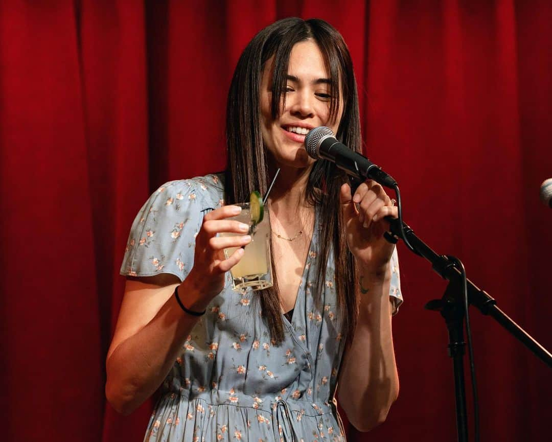 プリシラ・アーンさんのインスタグラム写真 - (プリシラ・アーンInstagram)「Look how freaking happy I am in this photo!  This is me right after playing and singing “Mad World” with THE @curtsmith and feeling so happy I didn’t play any bum notes and feeling so giddy that I just sang and played “Mad World” with Curt Smith. ☺️  Scroll through to see more photos from the fundraiser show at @thehotelcafe taken by @jus10h   2. @demetrimartinofficial and I getting everyone to quiet down at the start of the show with our children’s school’s “quiet coyote” hand gesture.  3. Performing “Our House” with @sweettalkradio  4. Singing “Blue Eyes” with @carybrothers just like we used to do 15 years ago. 5. Enjoying my “Little Green” cocktail crafted by @chefroychoi a little too much  6. Raffling off the Joni Mitchell print by @henrydiltz  7. Raffling off the signed show poster designed by @lisa.l.naka  8. Singing “Helplessly Hoping” with @inara_george and @alexlillyland  9. Having a blast sharing the stage with one of my favorite comedians, Demetri Martin. 10. Big group singalong with Curt singing “Everybody Wants To Rule The World” 🙌🏽  In the end, walking away from the night feeling so incredibly grateful for my community here in LA. 💙」5月2日 1時20分 - priscillaahn