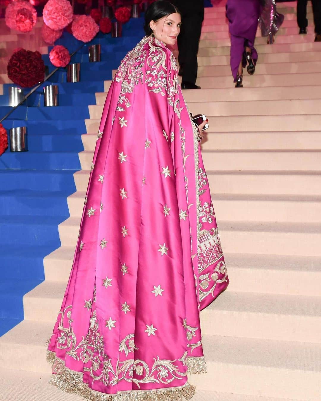 タビサシモンズのインスタグラム：「Some of my Met looks!!!!」