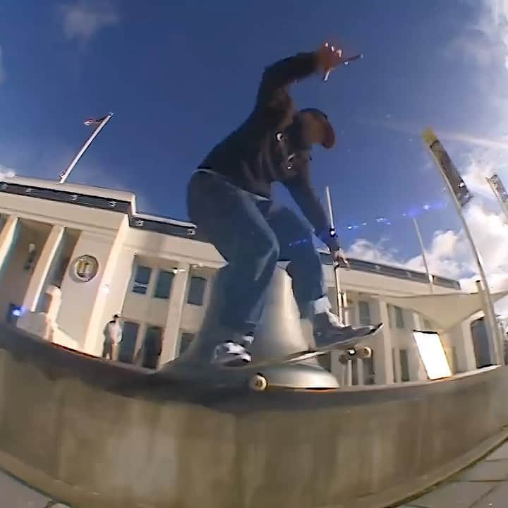 ラカイリミテッドフットウェアのインスタグラム：「Griffin’s new part "Orca Card" for @spitfirewheels & @35thnorth is live now @thrashermag @griffingass ⛽️⛽️⛽️  📹 @oh_yup @kevinstake #Lakai」