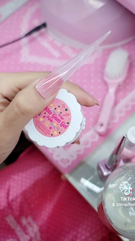 Max Estradaのインスタグラム：「Enailcouture.com new 123go bubble gum gel,  solid glue gel♡ vegan and Hypoallergenic.  Made in America 🇺🇸The moment so many have been waiting for is finally here! Enailcouture.com 123go maximum square is the longest flat boxy square pre made full coverage gel nail in the game. We also dropped xs sculpture square and magical ice hologram stickers☆Enailcouture.com 123go 5XL Coffin nails are the longest full coverage pre made gel nails in the world. They are EVERYTHING, made in America.Enailcouture.com new product drop ♡!~ 123go diy gel and our new charm nail stickers 😍Enailcouture.com made in American ♡!~Enailcouture.com 123go pre made gel nails are the game changer !~ perfect nails every time with no smells or dust!~ long lasting and easy removal , made in America! Enailcouture.com  #ネイル #nailpolish #nailswag #nailaddict #nailfashion #nailartheaven #nails2inspire #nailsofinstagram #instanails #naillife #nailporn #gelnails #gelpolish #stilettonails #nailaddict #nail #💅🏻 #nailtech#nailsonfleek #nailartwow #네일아트 #nails #nailart #notd #makeup #젤네일  #glamnails #nailcolor  #nailsalon #nailsdid #nailsoftheday Enailcouture.com」