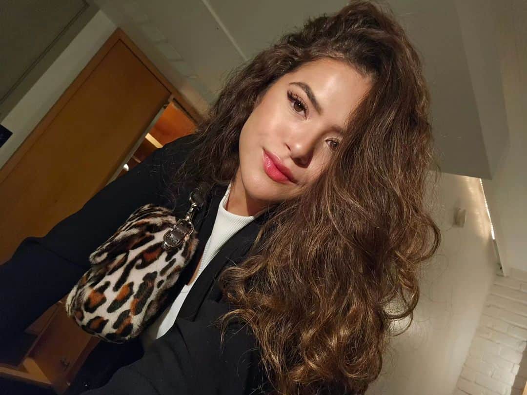Maisa Silvaのインスタグラム：「May 🐆   Enfim meu mês (preferido,depois de Dezembro) chegou!!!」