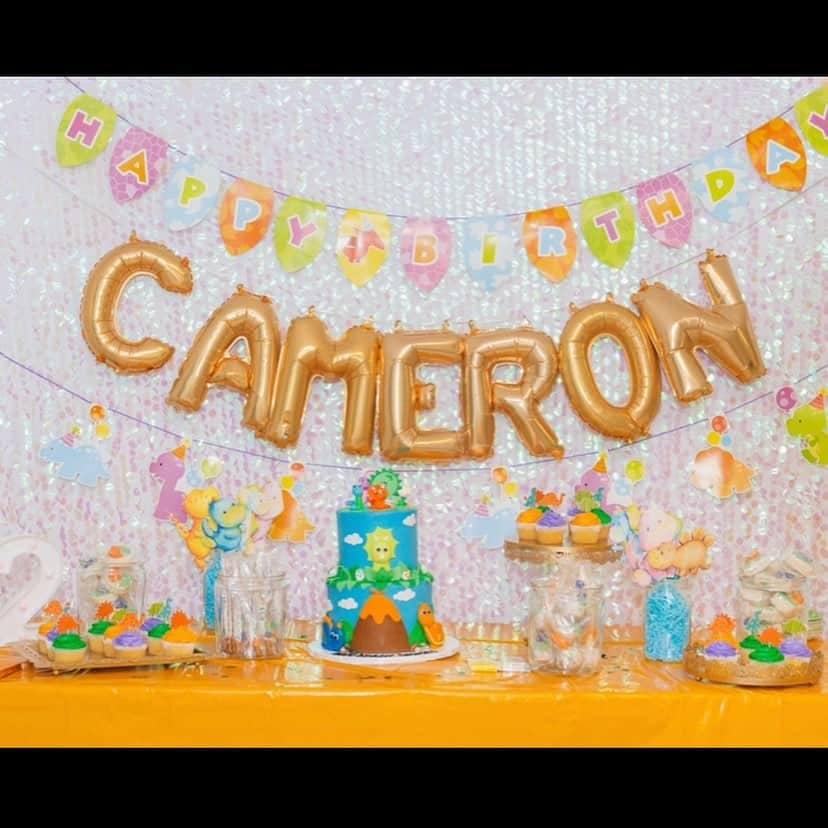 ディーナ・ニコール・コルテーゼさんのインスタグラム写真 - (ディーナ・ニコール・コルテーゼInstagram)「I want to thank everyone that helped make Cameron’s Birthday Party amazing .. @magicskyplay went above and beyond making his party absolutely perfect .. no stress for mama and the kids had a ball .. It’s one of Cameron’s favorite places to go ! @confectionsofarockstar made the PERFECT cake for our little man and it tasted delicious and @busy_beeballoons brought my vision to life with the baby Dino balloons ❤️🎈 and thank you @wildsidezoo for bringing all the cool animals for all the kiddos to see!  thank you @anthony.serrantonio for taking photos.. it made me able to just relax and enjoy Cameron’s 2nd birthday! And lastly thank you to everyone that came to celebrate ..cami had the best day ever !!」5月2日 6時26分 - deenanicole
