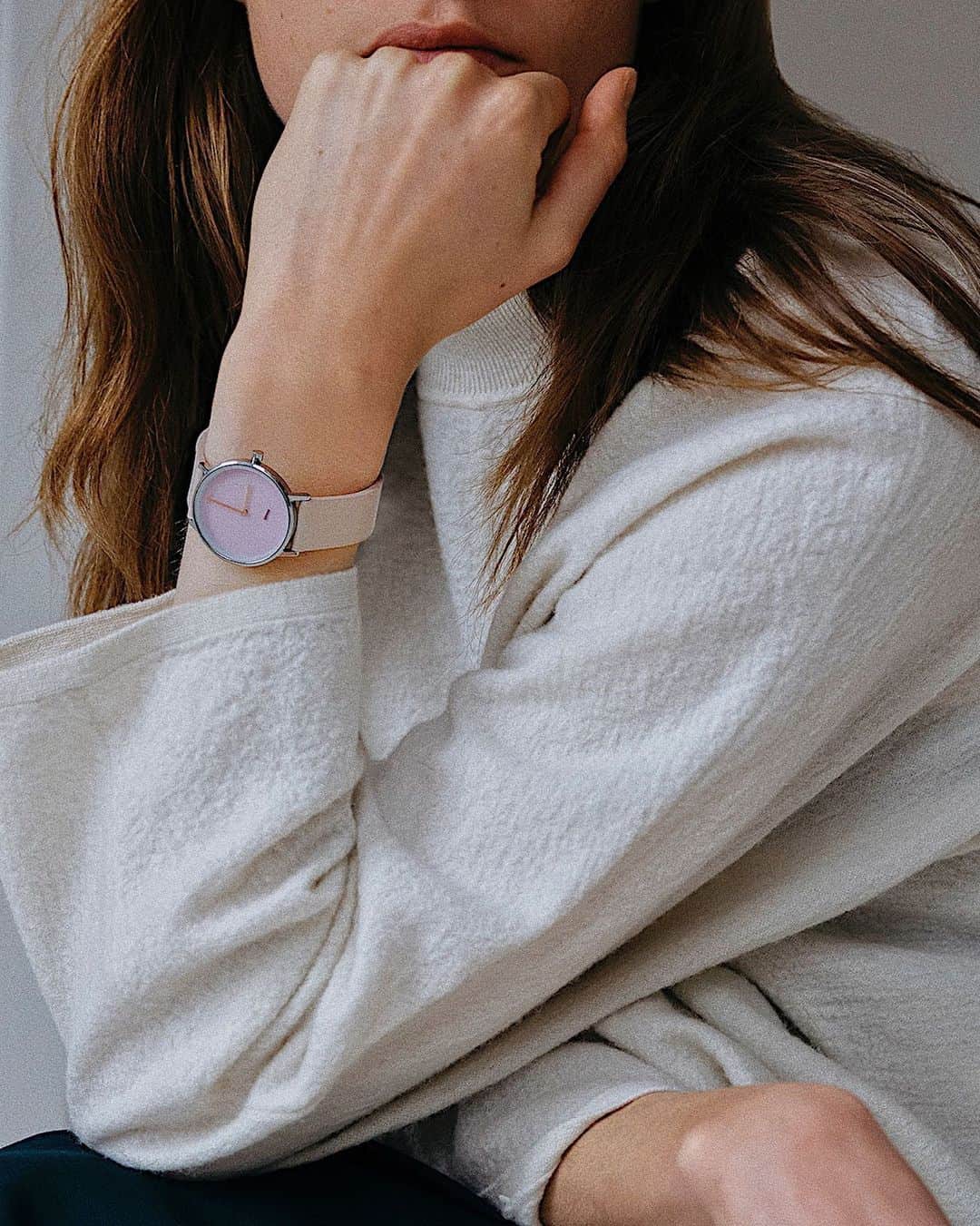 AÃRK Collectiveのインスタグラム：「A glint of polished-chrome meets mellow pastels in the Bit Petal, our smallest watch at 32mm.」