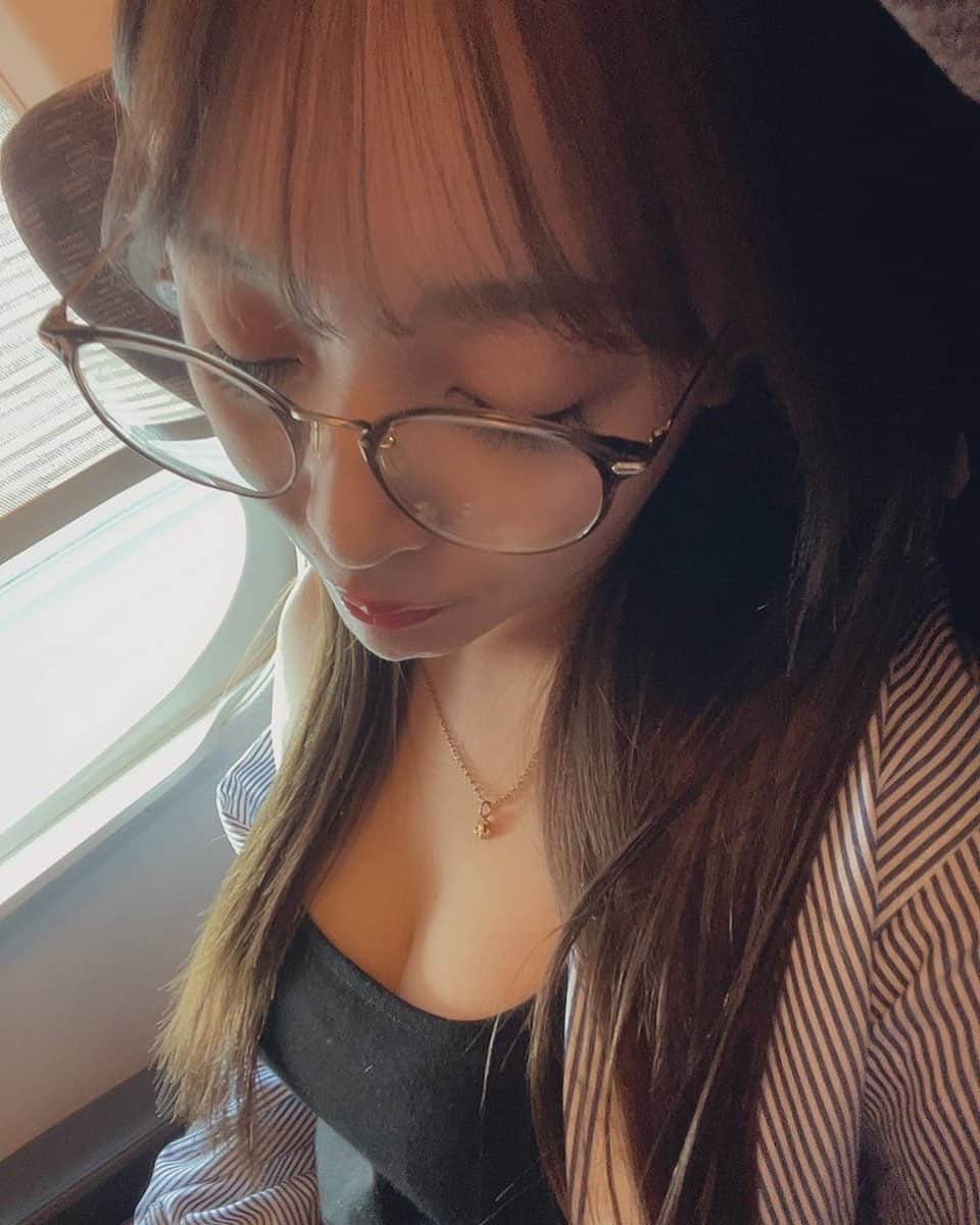 フェアリンのインスタグラム：「隣で彼女が寝てる  なうに使ってくれる？」