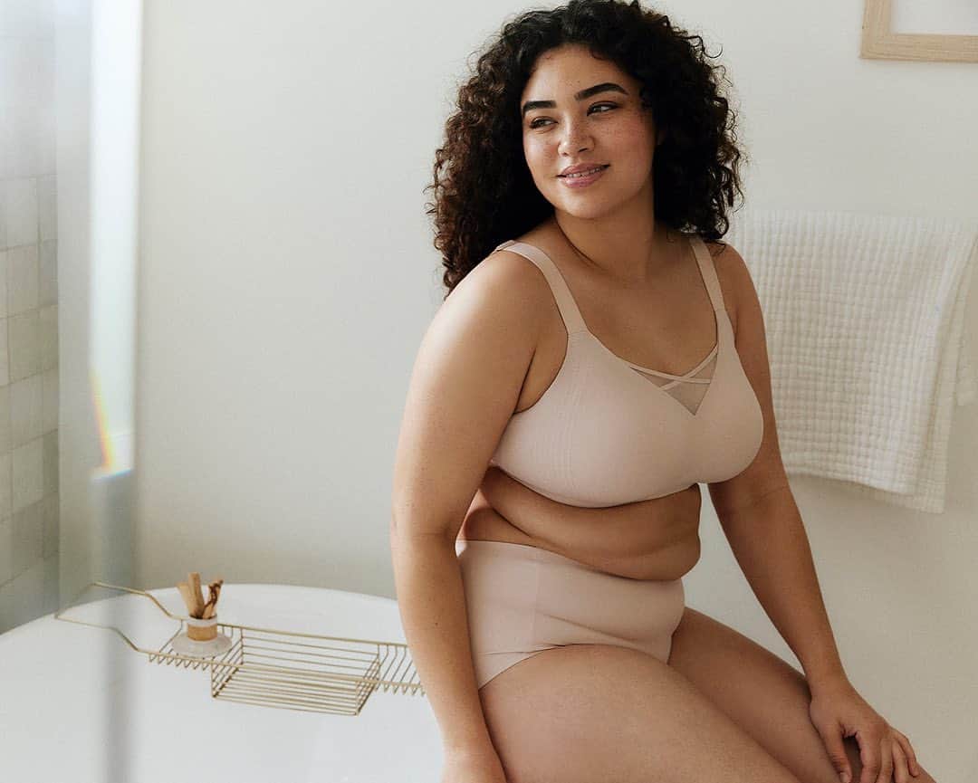 SHEINさんのインスタグラム写真 - (SHEINInstagram)「Spring calls for fresh, comfy intimates that love your body back! 🌿✨💕 @luvletteofficial  #Luvlette #LiftWithLuv #DreamCurveEssentials」5月2日 17時00分 - sheinofficial