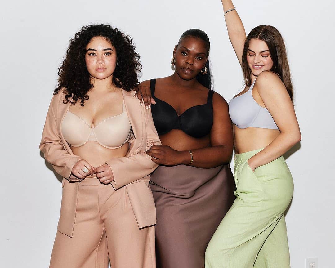 SHEINのインスタグラム：「Spring calls for fresh, comfy intimates that love your body back! 🌿✨💕 @luvletteofficial  #Luvlette #LiftWithLuv #DreamCurveEssentials」