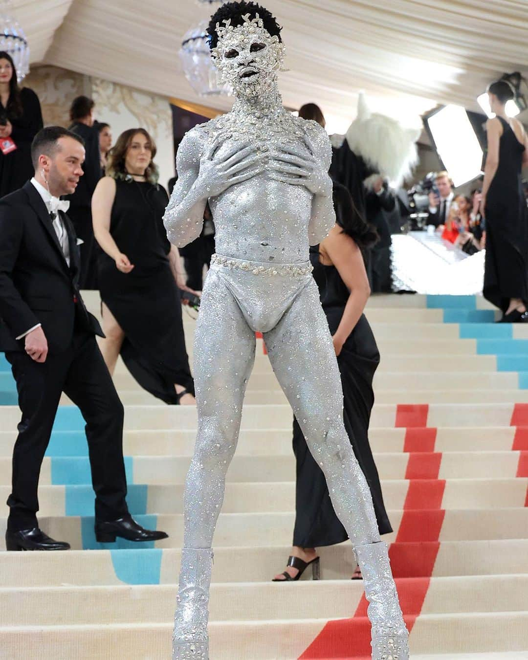 TIME Magazineさんのインスタグラム写真 - (TIME MagazineInstagram)「More photos from the #MetGala catwalk.  Photographs by @gettyimages」5月2日 9時19分 - time