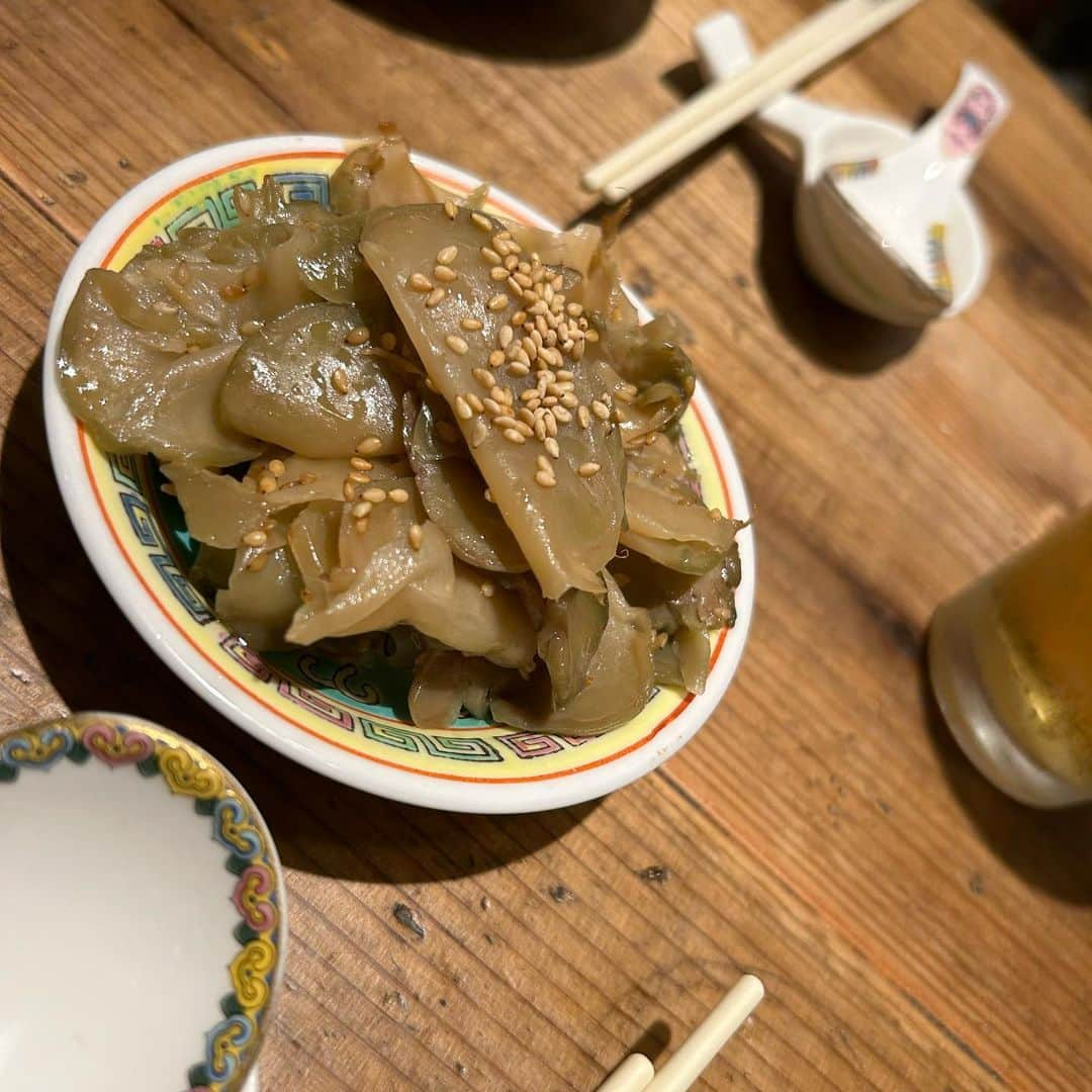 世手子さんのインスタグラム写真 - (世手子Instagram)「Xiaolongbao in Yokohama🥟🌊 Seafood xiao long bao recommended❤️‍🔥❤️‍🔥❤️‍🔥 My eldest son likes fried rice🦐🦐🦐 ひっさびさにまげしちゃんに会ったよ✨✨ 甥っ子ちゃんがいるので #子守 のプロだったw 一緒に @yokohamasyoronpomania  #横浜グルメ #横浜中華 #横浜レストラン #台湾グルメ #横濱小籠包マニア #横浜小籠包 にいってきたよ(*≧∀≦*) 駅近の可愛い店内で映え(*⁰▿⁰*) #海鮮小籠包 推しです(*ﾟ∀ﾟ*) ホタテ、カニ、プレーンを堪能(*´-`) #オイスターレタス #大根餅 本格的(*'▽'*) お子様は #エビチャーハン に夢中であったよ♪(´ε｀ ) #横浜市グルメ #ドタバタ育児  #二児のママ  #2児育児 #赤ちゃんのいる暮らし  #3歳男の子 #3歳差育児  #二児の母 #二児ママ  #ママシンガー  #二児育児 #2児ママ #2児のママ #赤ちゃんのいる生活 PR」5月2日 9時51分 - rojide