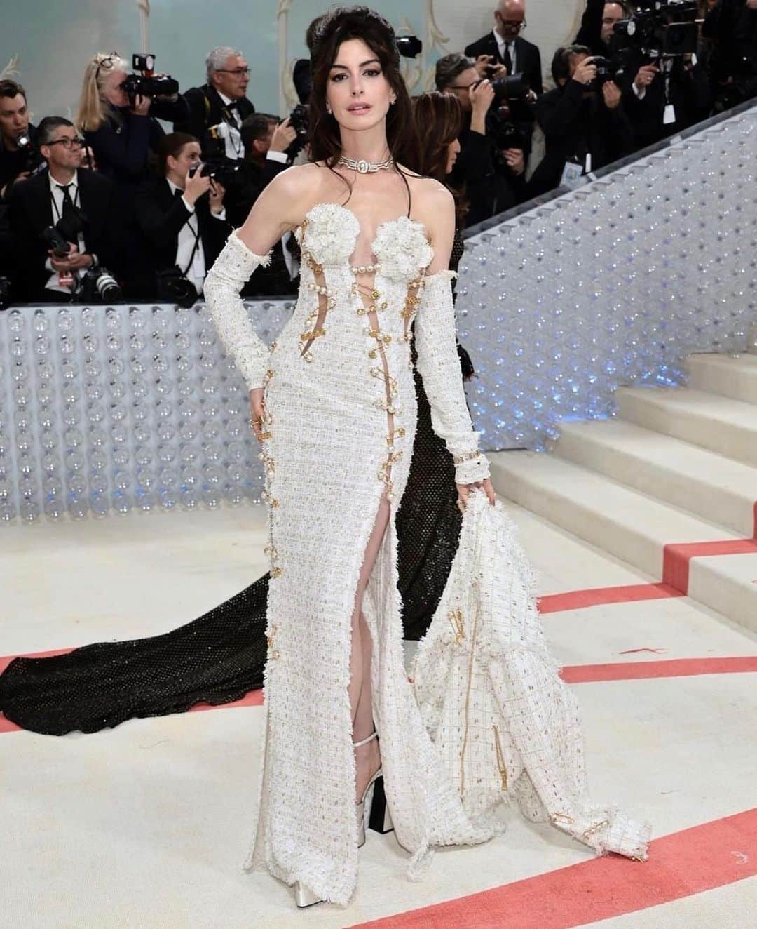 tiger Mistさんのインスタグラム写真 - (tiger MistInstagram)「Met Gala 2023: Karl Lagerfield – A Line of Beauty. A roundup of our favourite looks; thoughts on yours? #metgala」5月2日 10時37分 - tigermist