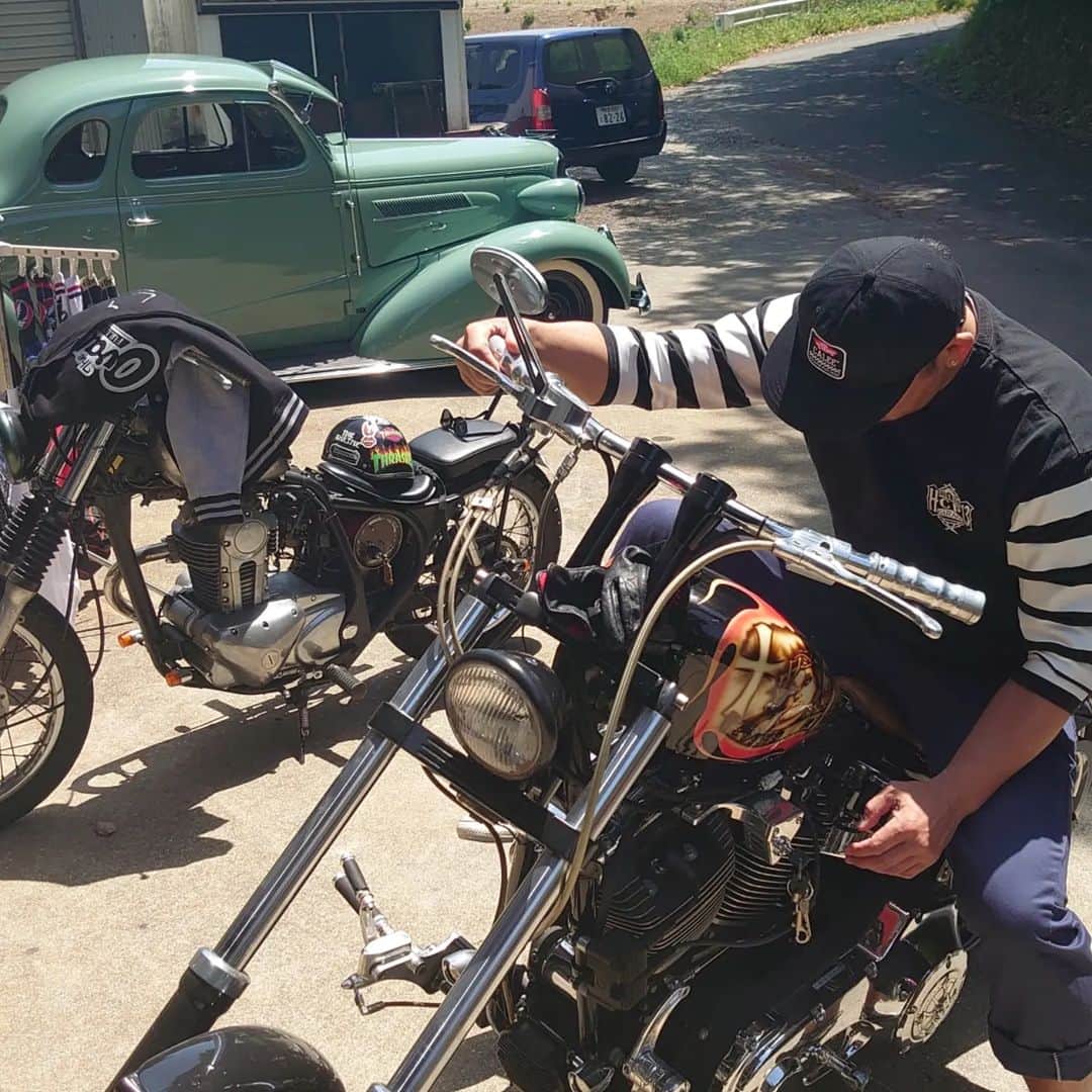 武蔵さんのインスタグラム写真 - (武蔵Instagram)「🏍️🏍️🏍️🏍️  #武蔵 #ツーリング #motor #2wheels #motorcycle #ftw  #chevy  #harleydavidson  #天気 #最高」5月2日 11時49分 - musashi_k1karate