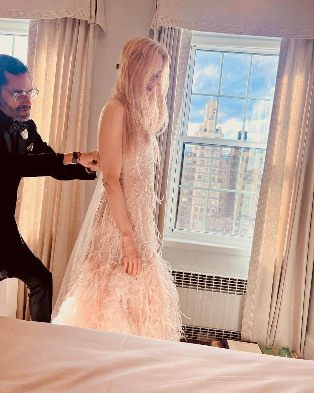 ニコール・キッドマンさんのインスタグラム写真 - (ニコール・キッドマンInstagram)「Thank you for the memories ✨#MetGala #KarlLargerfeld」5月2日 12時44分 - nicolekidman