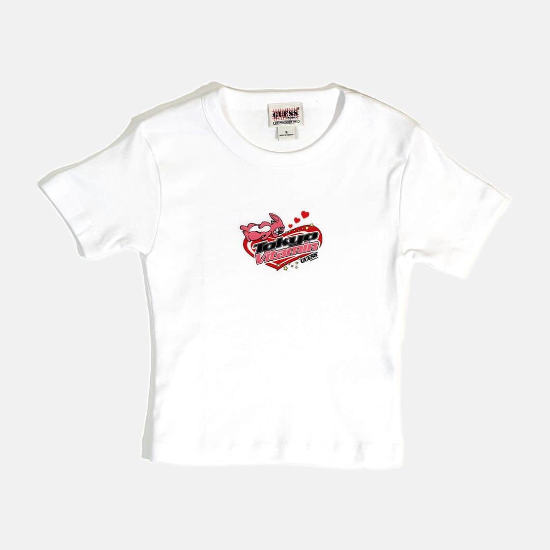 HYPEBEAST Japanさんのインスタグラム写真 - (HYPEBEAST JapanInstagram)「米ロサンゼルス発のグローバル・ライフスタイル・ブランド Guess の展開するヘリテージにインスパイアされたライン @guessoriginals は、東京を拠点とするミュージックレーベル @tokyovitamin とのパートナーシップを発表。両者によるスペシャルなポップアップが、5月3日（水）〜7日（日）の期間に ZeroBase 神宮前 @zerobase_jp_official で開催される。本ポップアップでは限定商品としてコラボロゴを施したアイテムの販売や @studio33tokyo によるデニムカスタマイズのサービスを実施。また、スペシャル・アフターパーティーも行われる。 続きは @hypebeastjp のプロフィール🔗から #guessoriginals #tokyovitamin #sponsored」5月2日 13時00分 - hypebeastjp