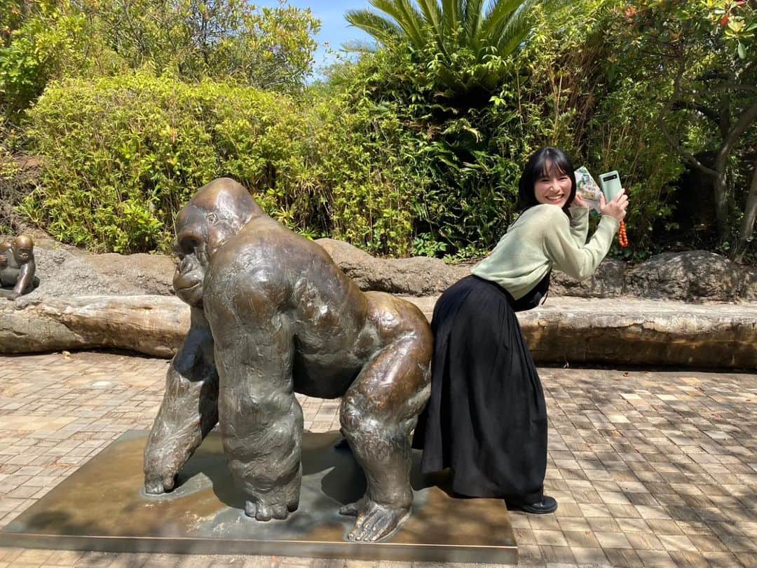 生越千晴のインスタグラム：「🦍🤍」