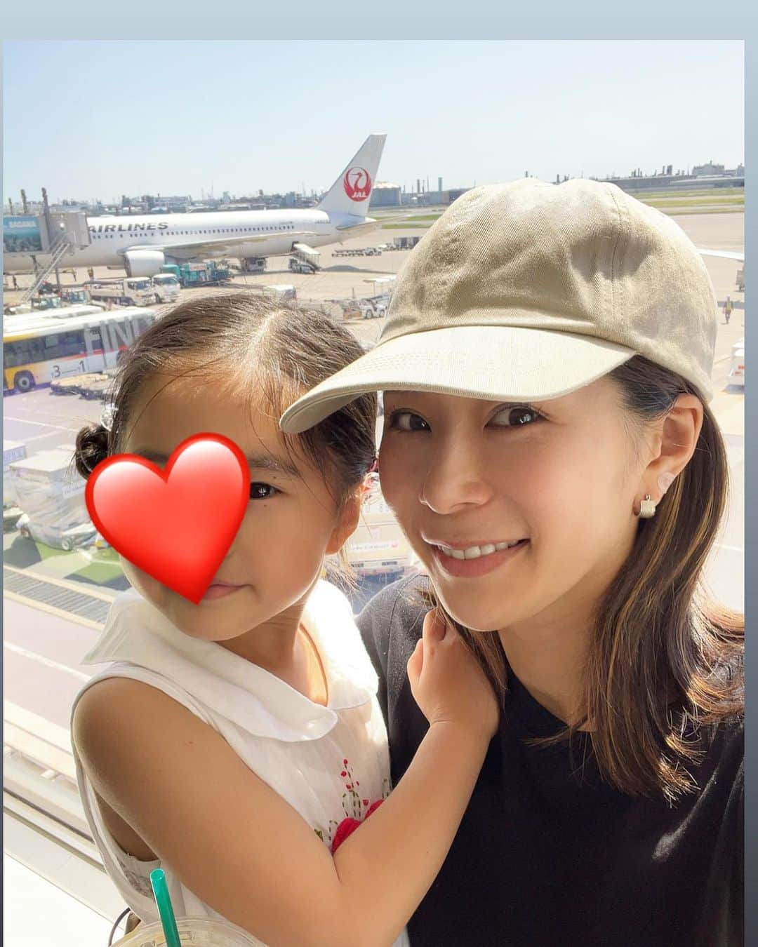 中川真依のインスタグラム：「. 家族で石垣島へ 行ってきました✈️🏖✨  寝ても覚めても海かプールへ行きたい長女😅 そしてそれに着いて行きたい次女😂🏖  毎日楽しくて あっという間の時間でした🥰❣️ #石垣島 #家族旅行 #familytime  #happiness  #姉妹ママ  #loveocean」