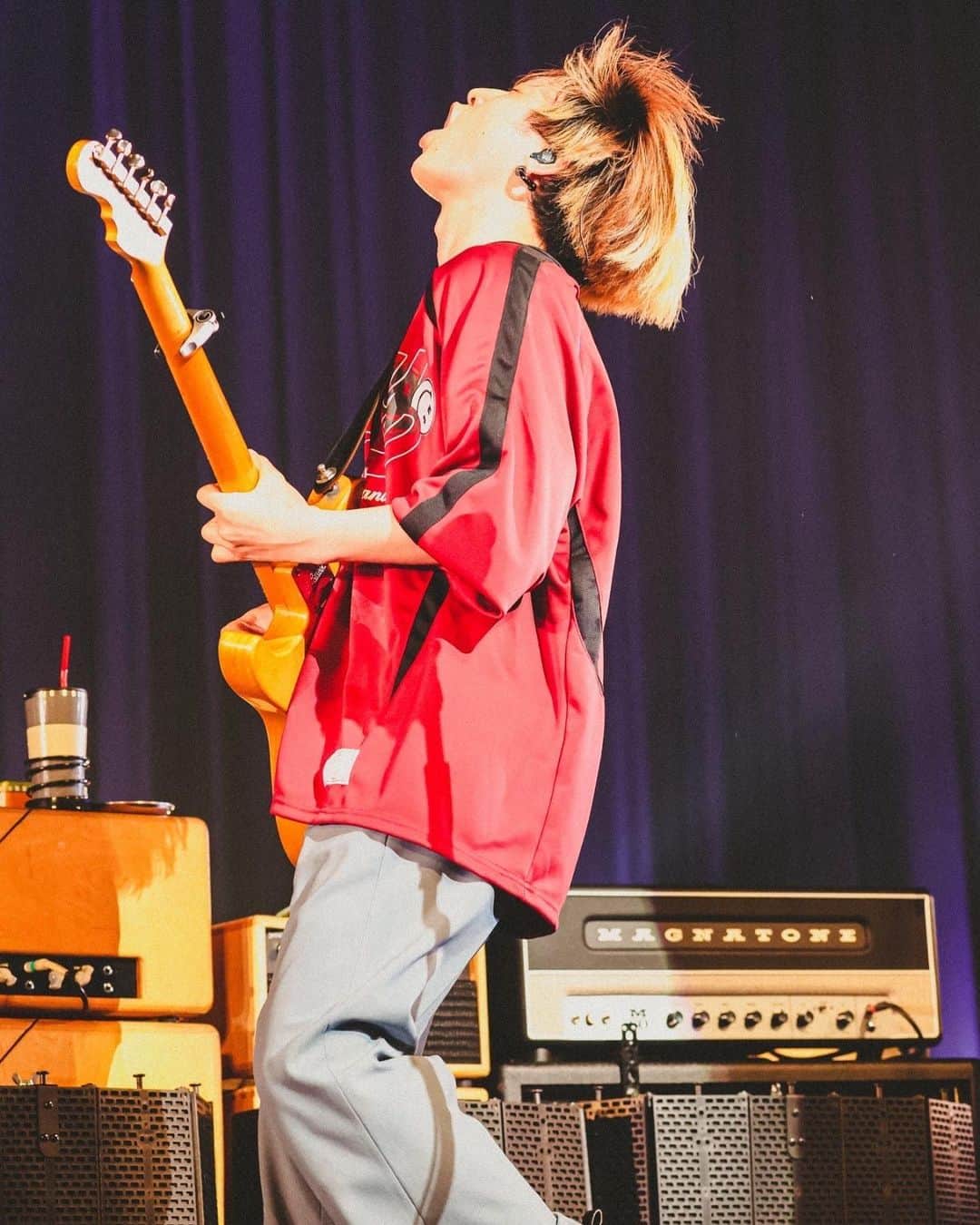 石原慎也のインスタグラム：「縦の画像もたまにはこちらにも  ホールツアー〝in your life〟東京(5/1)  photo by白石達也 @t_s_p_1988」