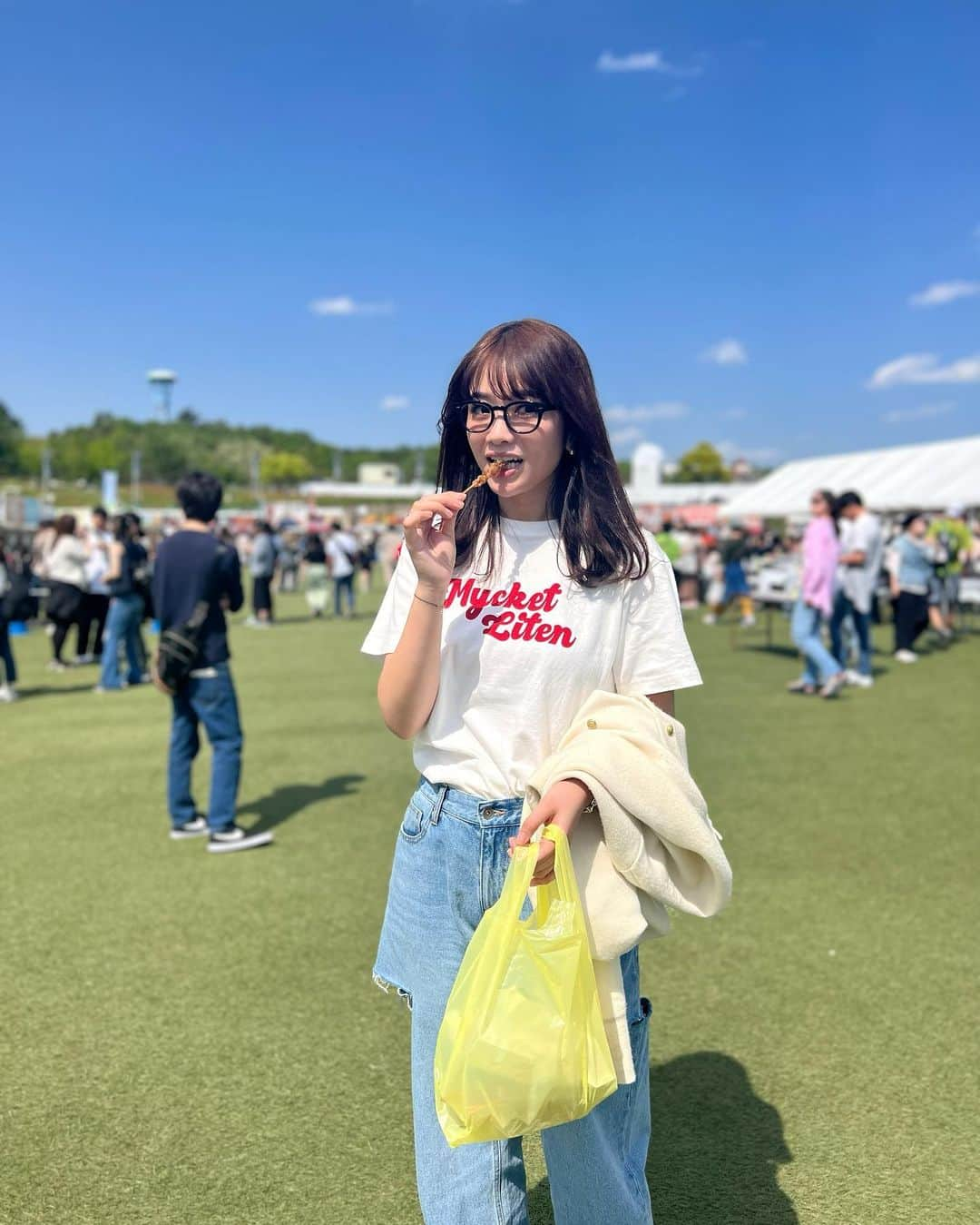 川村茉由さんのインスタグラム写真 - (川村茉由Instagram)「全日本うまいもの祭り😋 妹が司会やってた😎 @ktomomin  食べ物に夢中で写真 撮れなかった笑  #うまいもの祭り #モリコロパーク #長久手 #グルメ」5月2日 14時15分 - mayupi_k