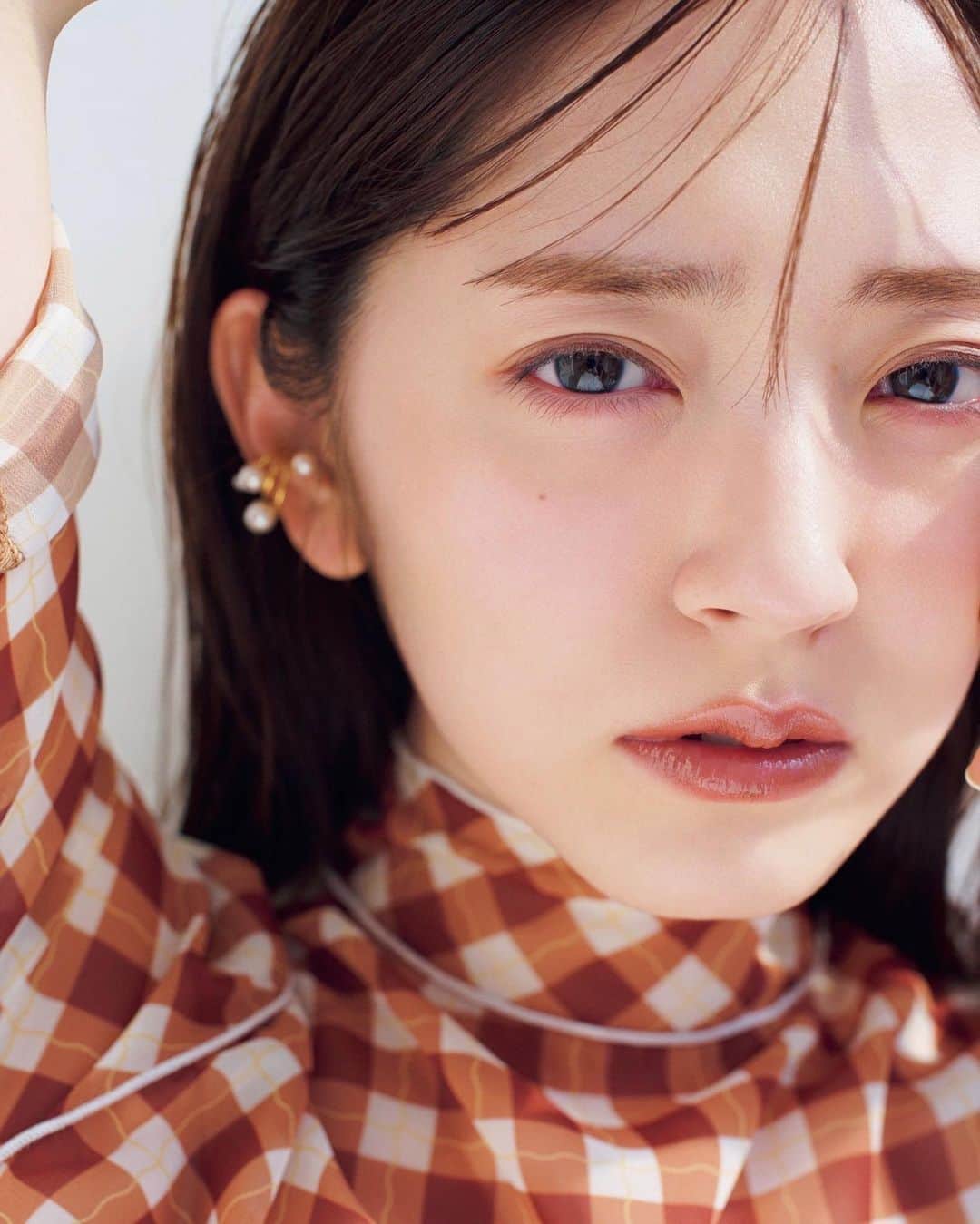 林由香里さんのインスタグラム写真 - (林由香里Instagram)「@maquia.magazine   "夏新色の纏い方、10のアイディア"  #hair #makeup」5月2日 14時34分 - yukarihayashi