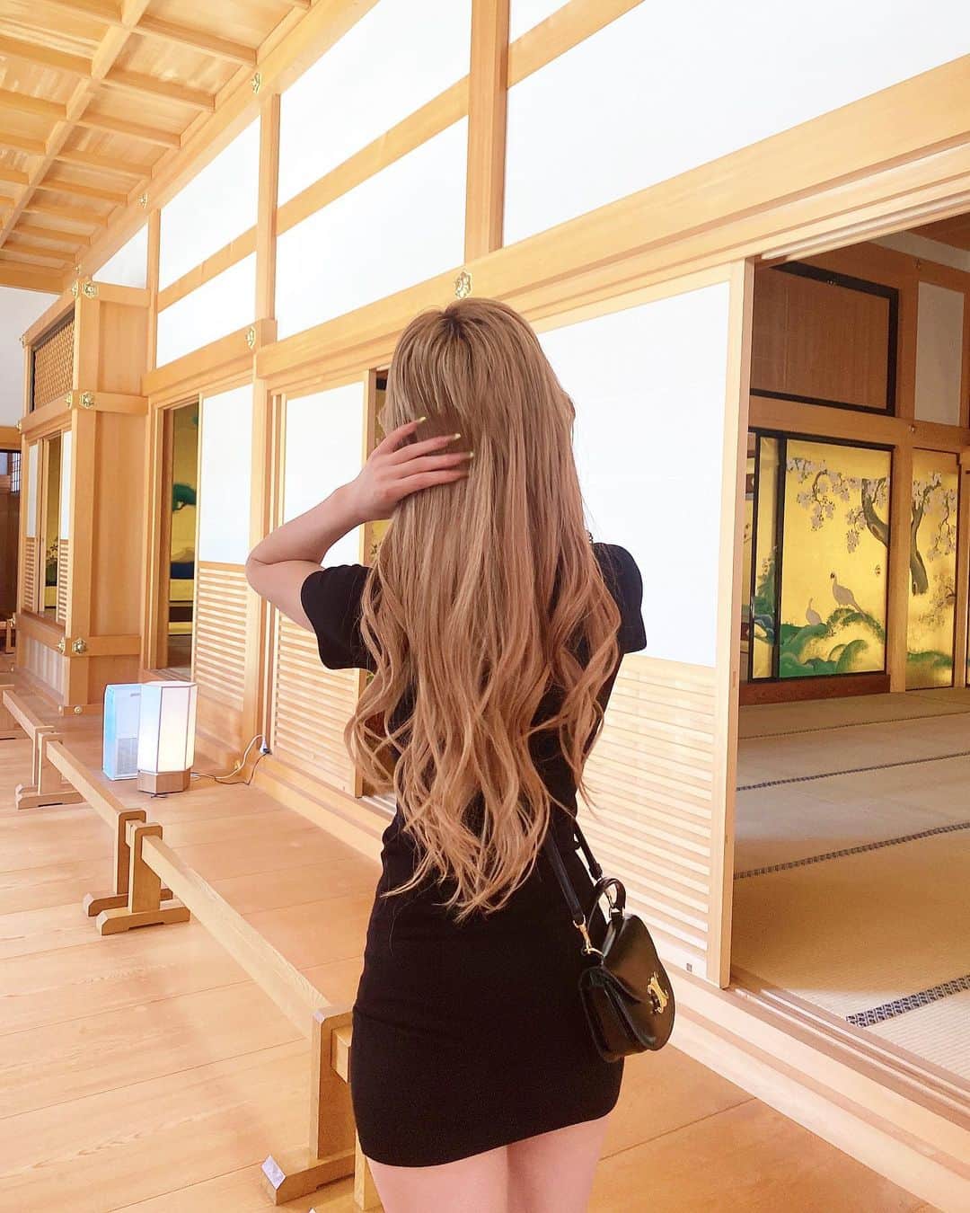 アンジェリカのインスタグラム：「🏯🤘🏾💚  #わたしの城」