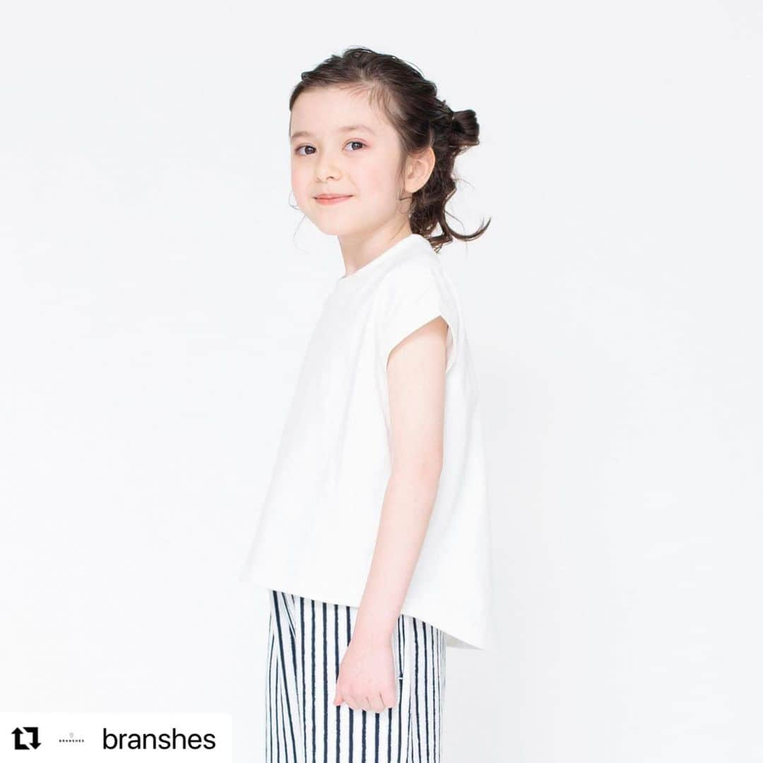 branshesさんのインスタグラム写真 - (branshesInstagram)「🌷4月の保存数ランキング   　・・・BEST5・・・  いつもbranshes公式Instagramを ご覧いただきありがとうございます 🌼  4月の保存数の多かった投稿をご紹介 ✨✨✨  ／ 保存いただいたみなさまありがとうございます ☺️ ＼  リールや夏コーデがランクイン☑︎ 5月もたくさんの投稿をお届けいたします 🎏 お楽しみに♡  #キッズコーデ #キッズファッション #子供服 #子供服通販 #子供のいる暮らし #子育てグラム #親バカ部 #家族写真 #子育て #子育てママ #こどもと暮らす #ママさんと繋がりたい #男の子コーデ #女の子コーデ #女の子ママ #男の子ママ #コーデ #夏 #プチレディ #水着 #ウォーターシューズ #夏コーデ #爽やか #ブランシェス #branshes  #保存数ランキング」5月2日 18時48分 - branshes