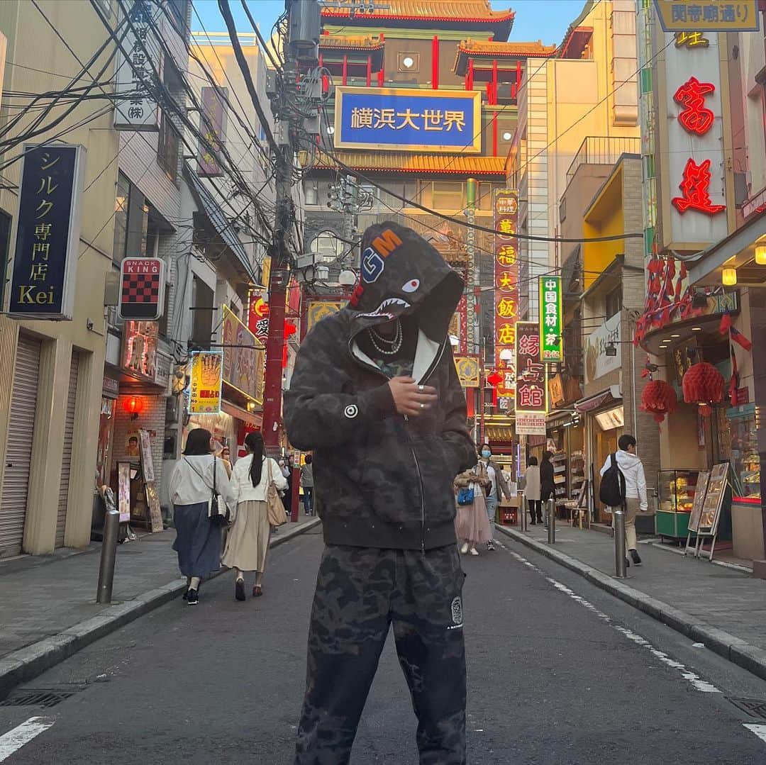 久保田燦のインスタグラム：「横浜中華街で満喫しながらYouTube撮ってきたのでお楽しみに‪🫶🏻‎」