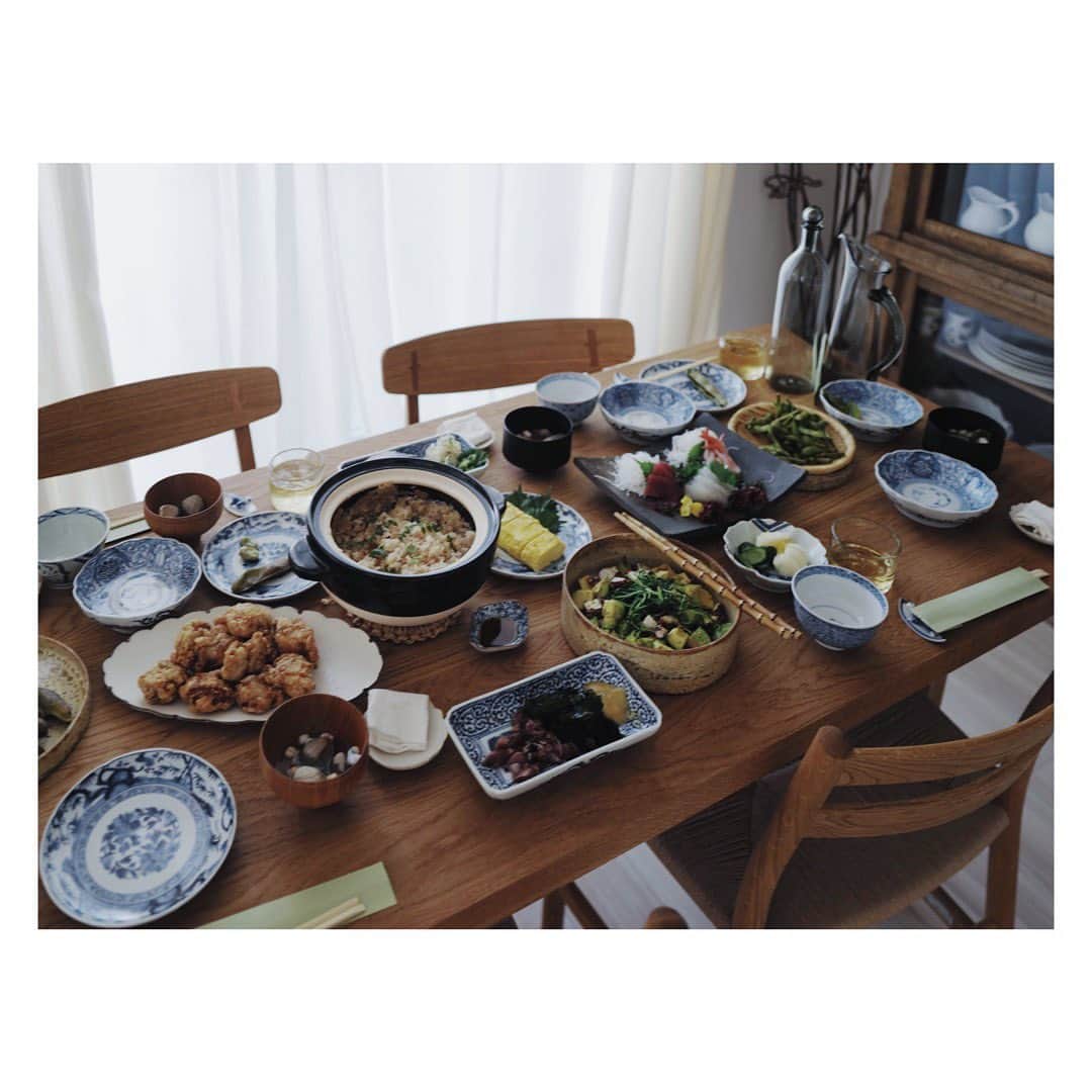 JUNNAさんのインスタグラム写真 - (JUNNAInstagram)「友人たちの集う週末  sayakaにお手伝いして貰いながら...🥑  HOUSE in TOKYO  #junna🏠  #only#器#テーブル」5月2日 19時17分 - junna