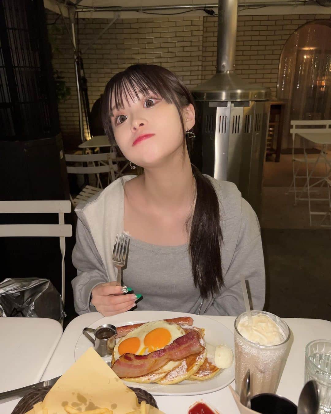桜さんのインスタグラム写真 - (桜Instagram)「最後の写真は 「美味しそうだろみんなも食べたいだろー？？」 のドヤ顔ね」5月2日 19時28分 - sakura_0808_