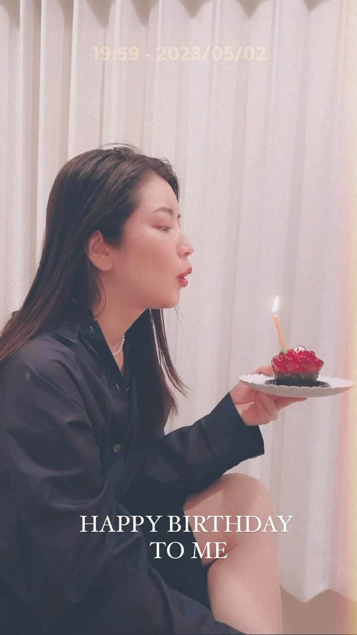 のインスタグラム：「. 私の周りにいる人全てに"ありがとう"を。」