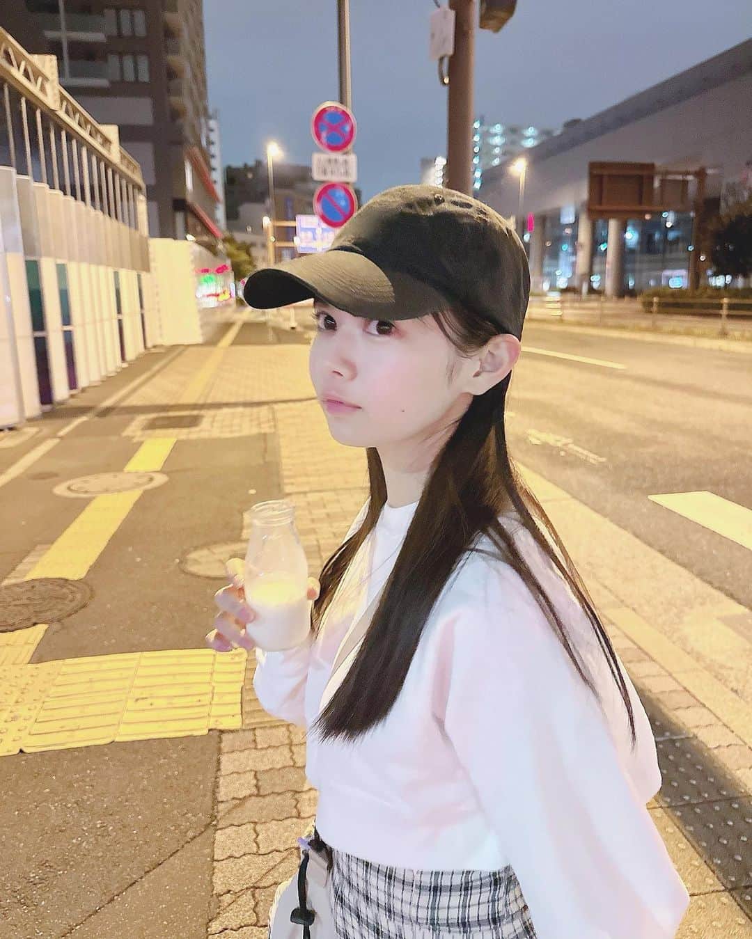 近藤沙瑛子のインスタグラム：「温泉帰り♨︎すっぴん🥛」