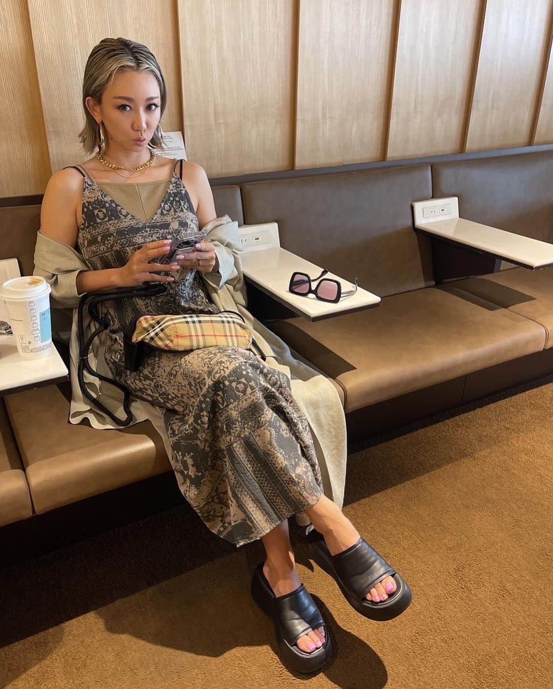 倖田來未さんのインスタグラム写真 - (倖田來未Instagram)「. 今週末は、福島公演です！！ めちゃんこ盛り上げていくよーん！ ⁡ #KODATOUR23 #kodakumi #倖田來未」5月2日 20時51分 - kodakumi_official