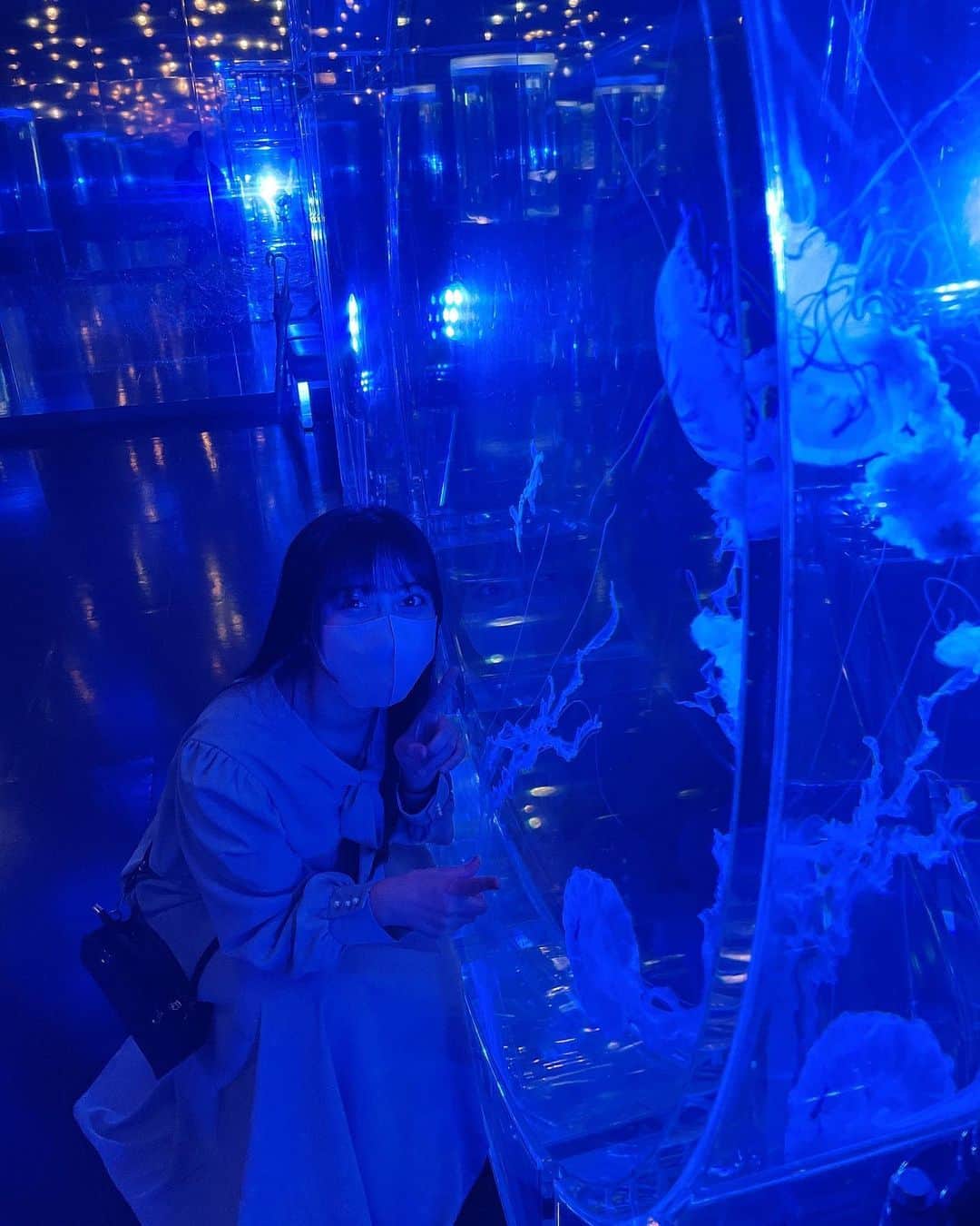 竹内月音さんのインスタグラム写真 - (竹内月音Instagram)「水族館ままと行った時の！ 沢山写真あるから見てーー！！  ママにカエルのぬいぐるみ買ってあげました🐸ゲコ仙人って名前つけた！！」5月2日 20時53分 - takeuchi_tsukine