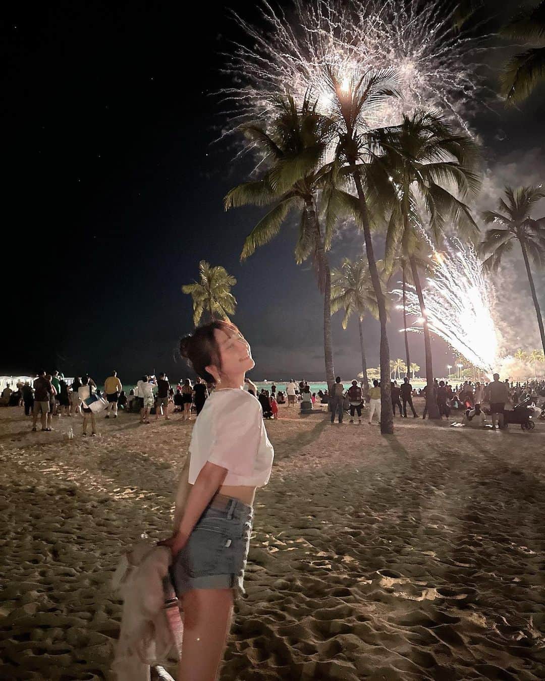 堀尾実咲のインスタグラム：「HANABIぃぃいいいっ🌴  #hawaii」