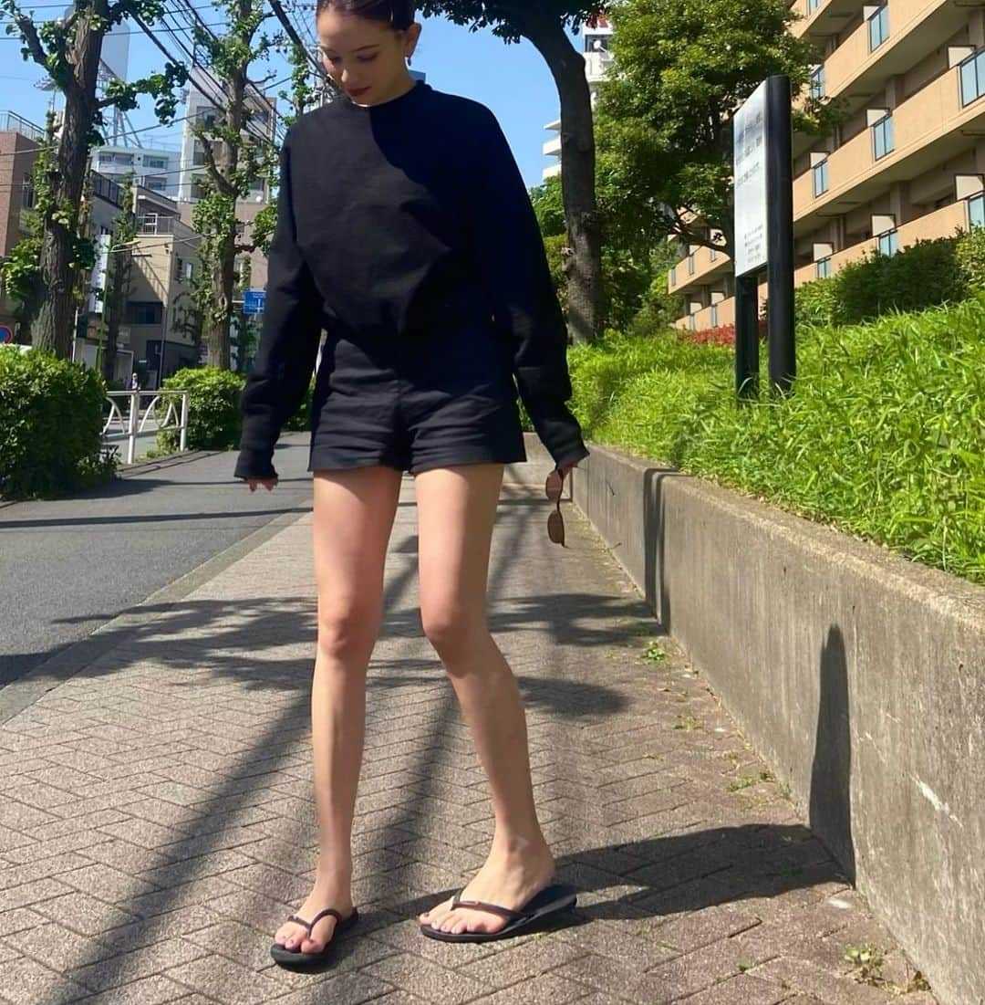 彩ステファニーさんのインスタグラム写真 - (彩ステファニーInstagram)「🚶🏼‍♂️🤍」5月2日 21時27分 - aya_stephanie