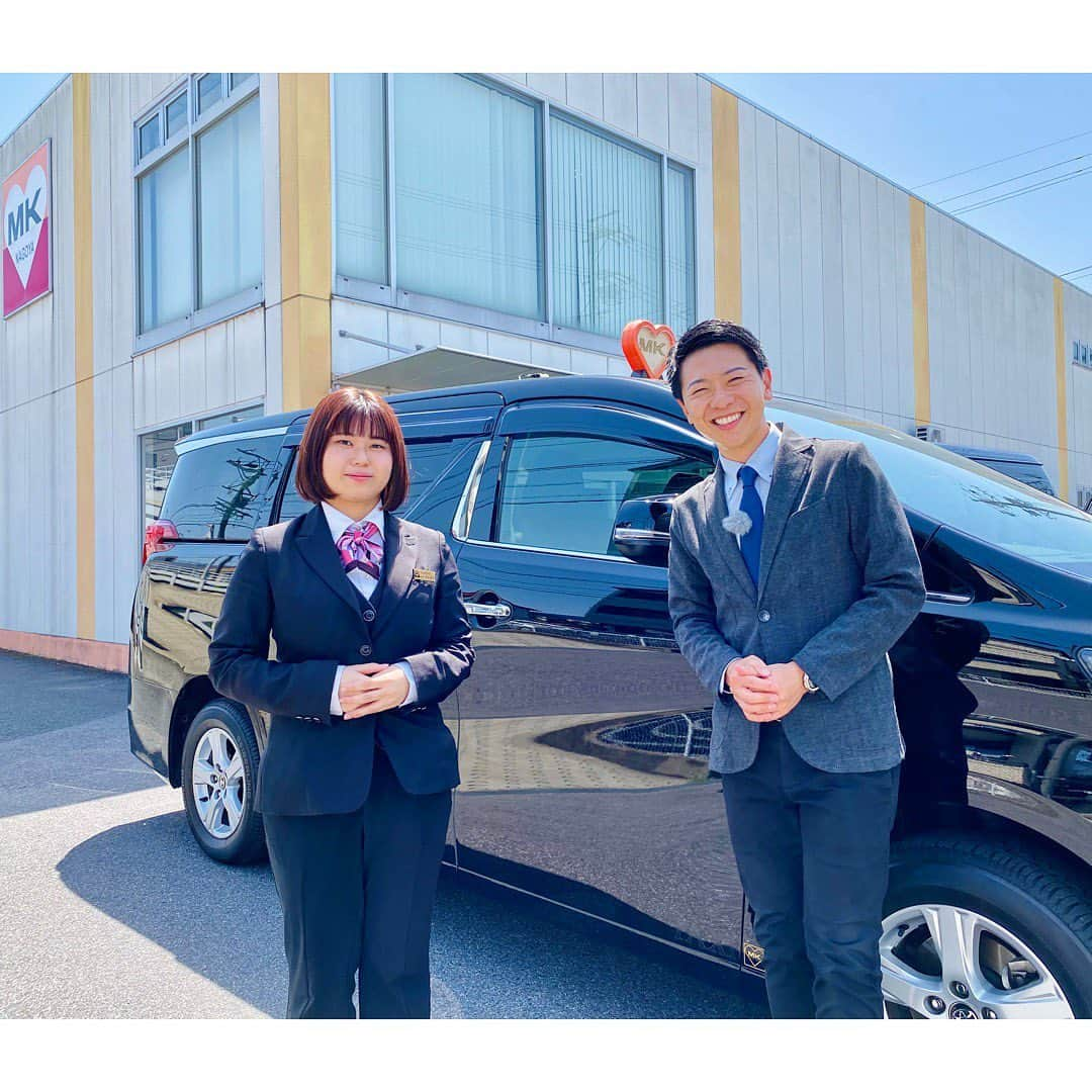 上坂嵩さんのインスタグラム写真 - (上坂嵩Instagram)「観光タクシーとは！？🚕 . 今日は、GWに注目の #観光タクシー について 名古屋の #MKタクシー を取材しました！ . 観光名所について学び、一年ほど研修を受けた 「観光案内のプロ」と呼べる #観光ドライバー が案内。 . 運転はもちろん🚖現地での観光案内🏯 オーダーメイドの旅行プラン作成📝まで 多岐に渡って、頼ることができるそう！ . 英語を話せるスタッフも多いそうで、 海外からの観光客にも人気だといいます🇺🇸 . 「大河ドラマで人気の岡崎にも行きたい！」 「できる限り、お城をまわりたい！」 「地元で愛される隠れた名店に行きたい！」 など、利用者のリクエストに応えながら、 プランを立ててくれるそうです💡 . 旅の選択肢の一つとして、 検討してみるのも良いのではないでしょうか🍀 . . #ゴールデンウィーク #GW #連休 #旅行 #観光 #観光スポット #愛知観光 #名古屋観光 #岐阜観光 #三重観光 #メーテレ #アップ #アナウンサー #上坂嵩」5月2日 22時02分 - takashi_uesaka_nbn