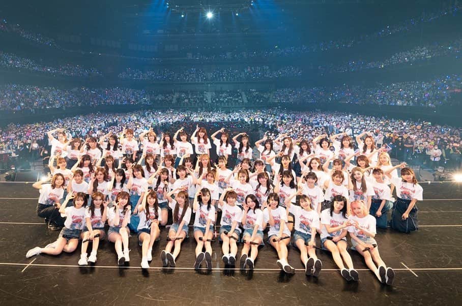 山田菜々美のインスタグラム：「.  チーム8活動休止前ラストコンサートに 出演させていただきました🐝 . AKB48を卒業して 約3年が経った今 まさかみんなとステージに 立てる日がくるなんて 思ってもいませんでした . この機会を作っていただけて 本当に感謝してます🥲❤️‍🩹 . 私を育ててくれたチーム8 という居場所はこれからも 忘れないし、大好きです . またねチーム8👌🏼 .」