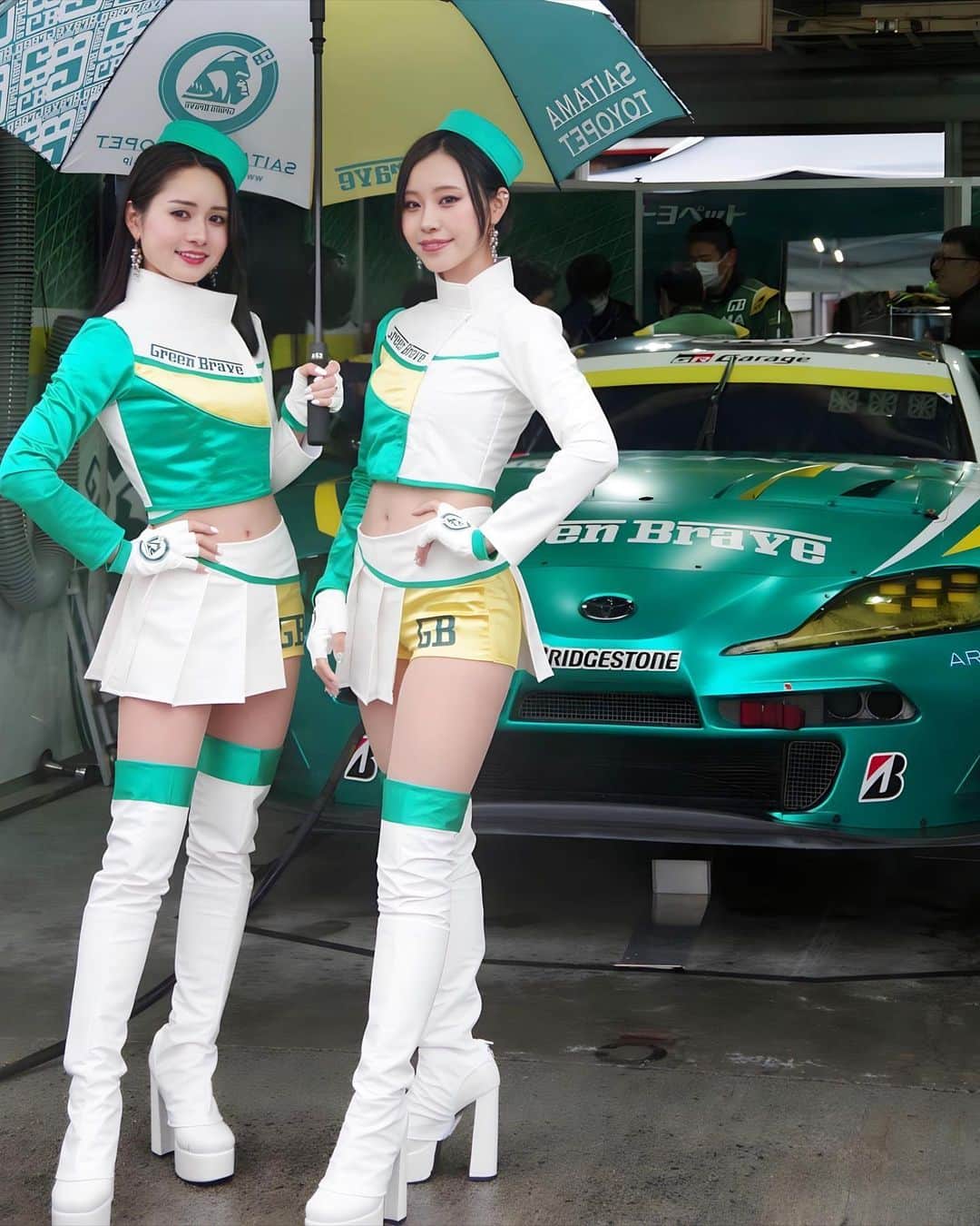 五十嵐みさのインスタグラム：「. 明日からはSUPER GT Rd.2 富士スピードウェイ🏎 GWということで、シーズンのなかでも来場者が特に多いでしょう😎 . 得意としている富士スピードウェイで目指すはもちろん優勝🏆 埼玉トヨペットGreen Brave 52号車を一緒に応援しましょう📣🍀 . #SUPERGT#スーパーgt#富士スピードウェイ#埼玉トヨペット#greenbrave#サーキット#モータースポーツ#52号車#レースクイーン#racequeen#コスチューム#撮影会#撮影#一眼レフ#ポートレート#grsupra」