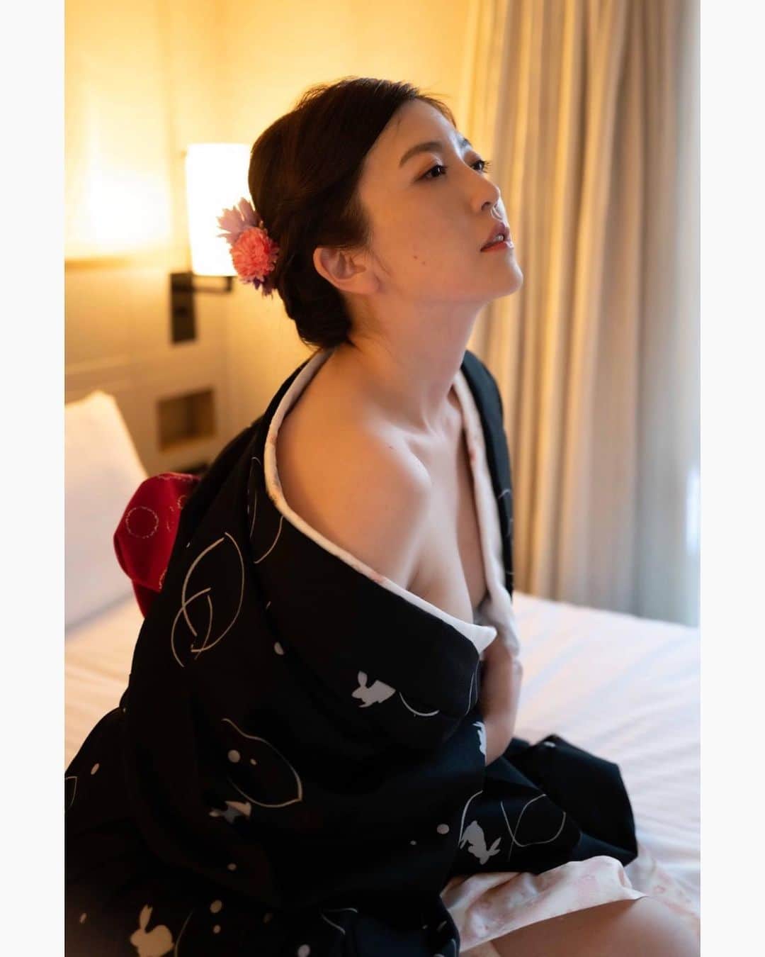 木下凜々子のインスタグラム：「Please check it out ! ・ https://tiget.net/events/237675 #crowdfunding  ・ ・ ・ ・ ・ ・ ・ ・ #kimono #asakusa #tokyo #japan #model #portrait #photography #cool #girl #japanesegirl」