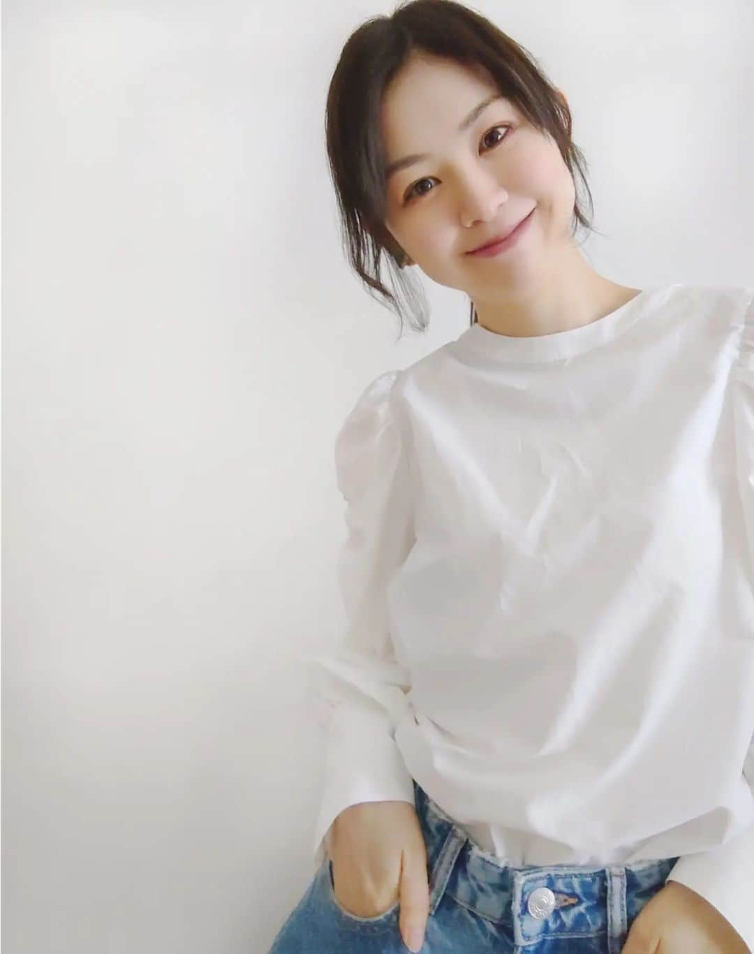 清水優美のインスタグラム：「🐑🍋💚☀  #前髪迷子」