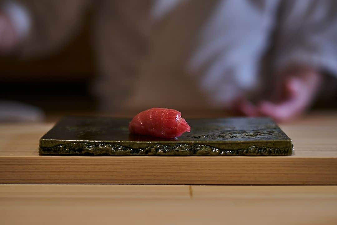 Sushi Azabuのインスタグラム：「Indulge in the finest Japanese Tuna on #TunaDay ❤️🐟」