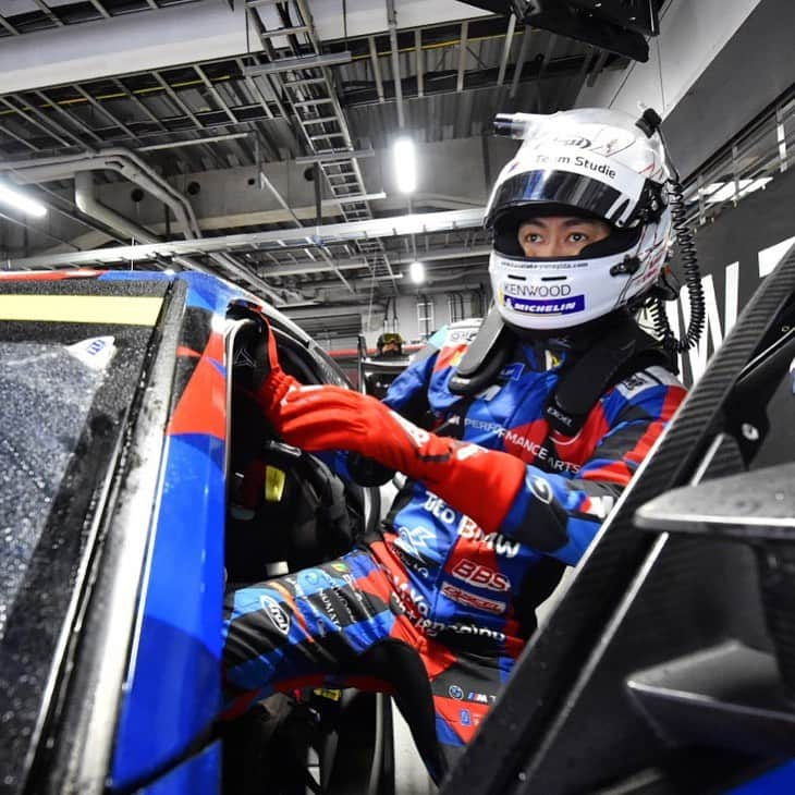 柳田真孝さんのインスタグラム写真 - (柳田真孝Instagram)「. 明日からSUPER GT Rd.2 Fuji   BMW Team Studie x CRS  応援よろしくお願いします！！  Photo by Wataru Tamura  #supergt  #bmwteamstudie」5月2日 23時10分 - masatakayanagida