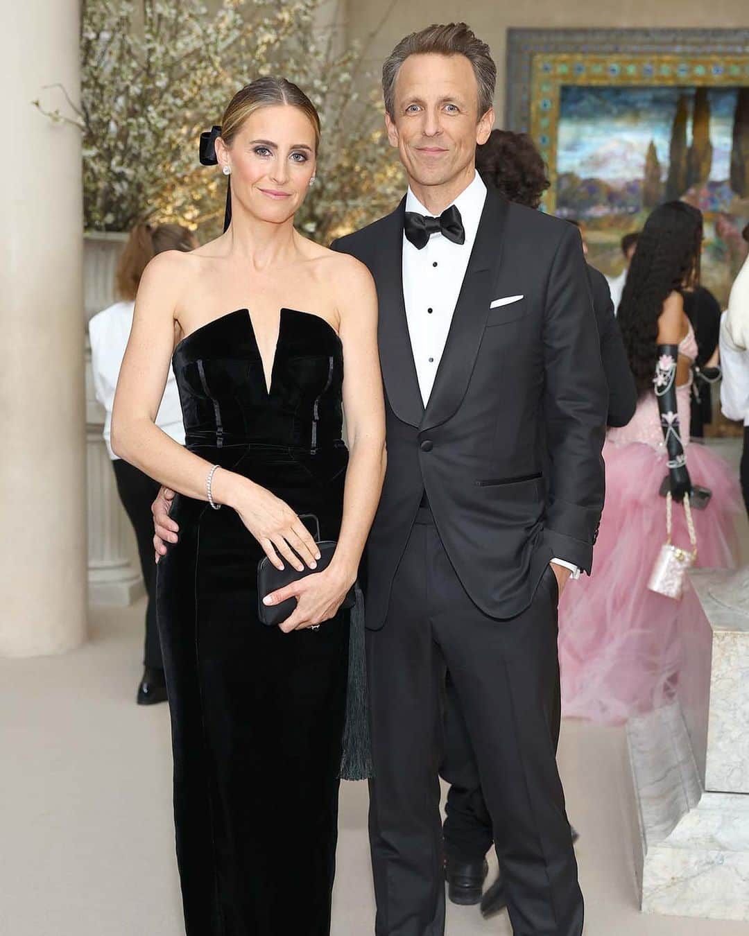 トムフォードのインスタグラム：「#SETHMEYERS AND #ALEXIASHE WEARING #TOMFORD TO THE 2023 MET GALA.   #TOMFORD #TFRedCarpet #MetGala2023」