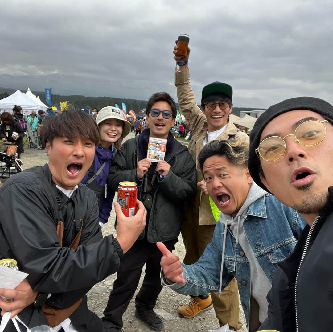 たけだバーベキューさんのインスタグラム写真 - (たけだバーベキューInstagram)「楽しかったよGO OUT JAMBOREE 2023 友達にもたくさん会えました！ 飛び入り参加でホットサンド選手権の審査員もさせていただきました！ そしてアコースティックACIDMANが良すぎたぜ、、 . #gooutjamboree  #gooutjamboree2023  #ACIDMAN #goout #伊豆のぬし釣り  #ホットサンド選手権 #たけだバーベキュー #キャンプたけし #みっちゃん #ノブ」5月2日 23時32分 - takeda_bbq