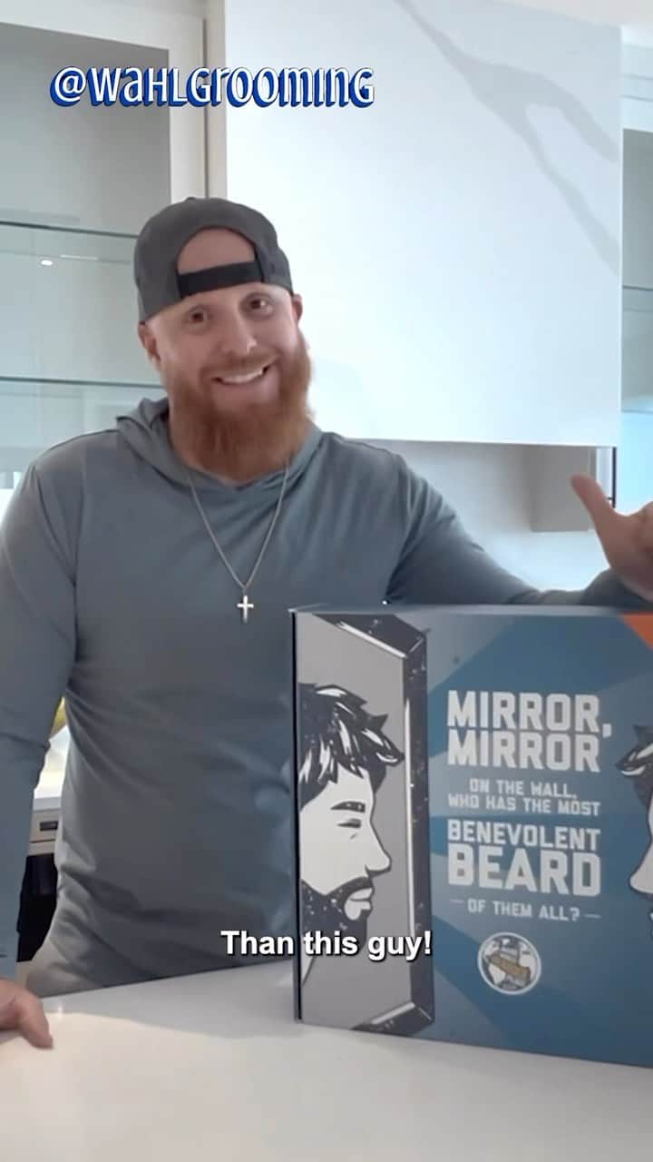 ジャスティン・ターナーのインスタグラム：「#MakeTheWorldABearderPlace🧔‍♂️! @WahlGrooming is looking for bearded men who are doing good in their community😉. If this is you, you could win $20,000 for yourself and $5,000 for a charity of your choice, along with this Wahl trimmer!  Check the link in my bio for more information and enter before July 1st! #WahlGrooming #BenevolentBeards #WahlPartner」